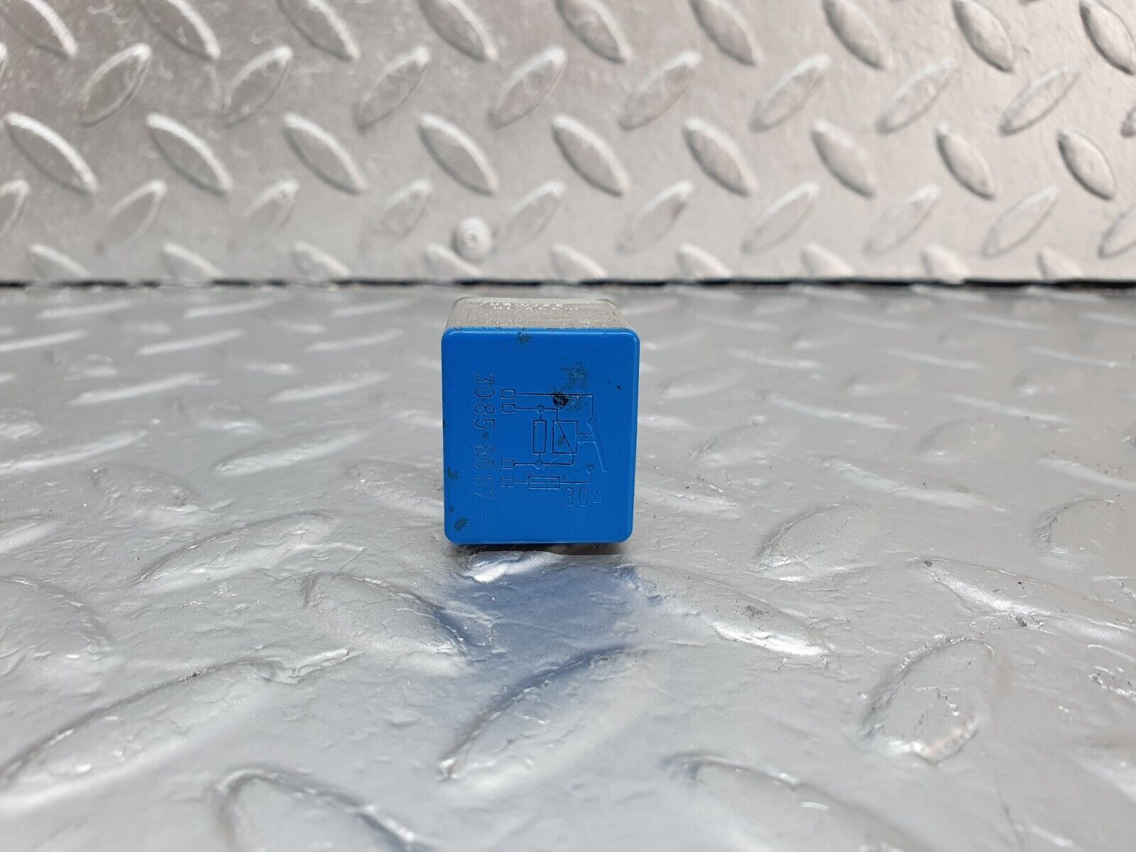 42950 Mercedes-Benz W201 190 2.0L Multi Purpose Relay 0015425919