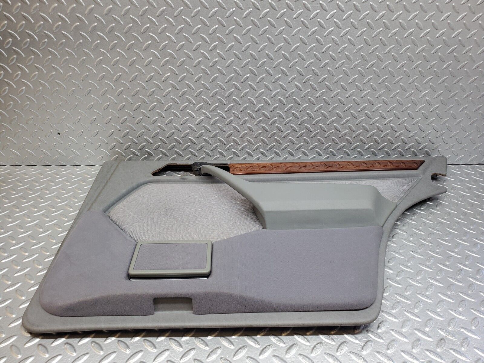 44688 Mercedes-Benz W124 220E Rear Right Door Card Grey 1247371070
