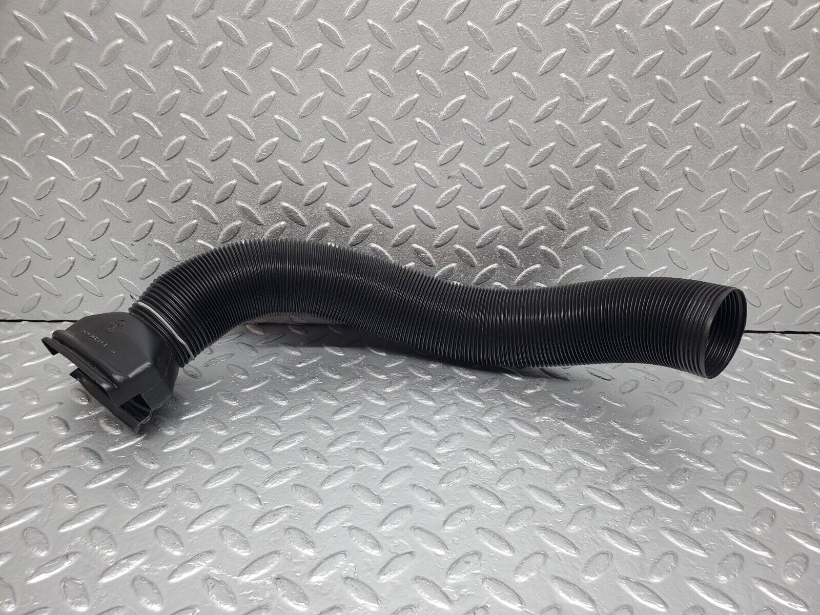 44834 Mercedes-Benz W124 220E Air Duct Pipe Hose Left Side 1248310846