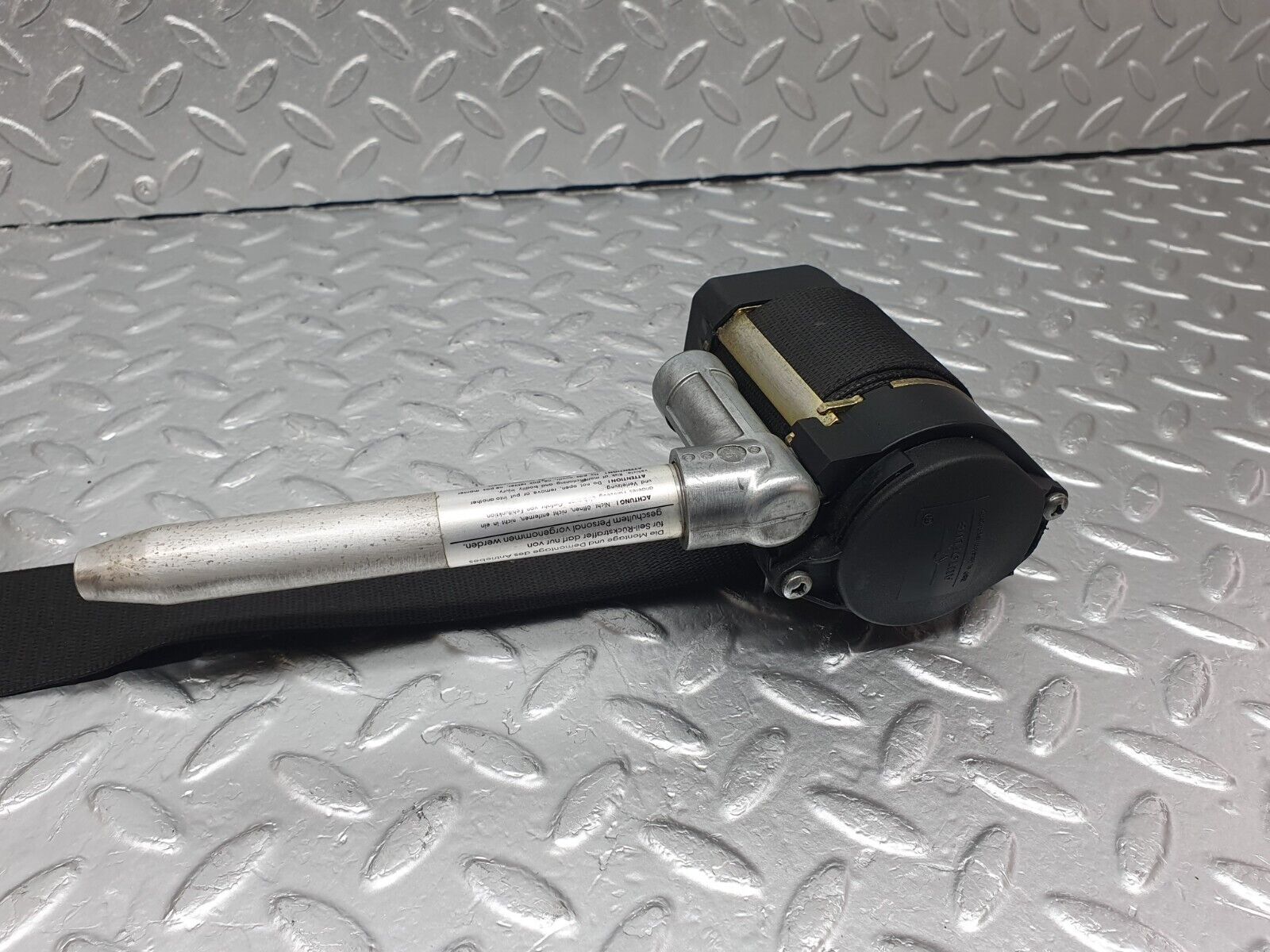 42804 Mercedes-Benz W201 190 2.0L Front Left Seat Belt With Buckle 2018606785 1248600169