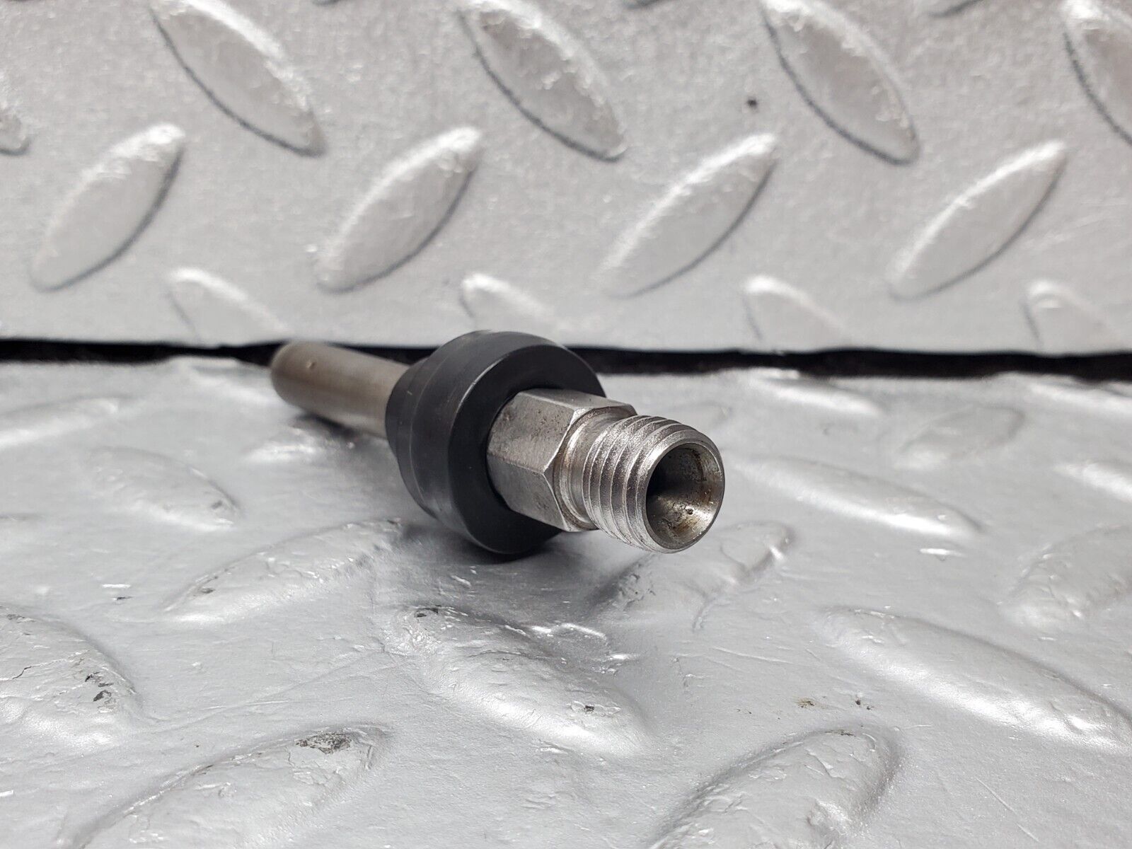 45461 Mercedes-Benz 280E M110.988 Fuel Injector Bosch 0437502010