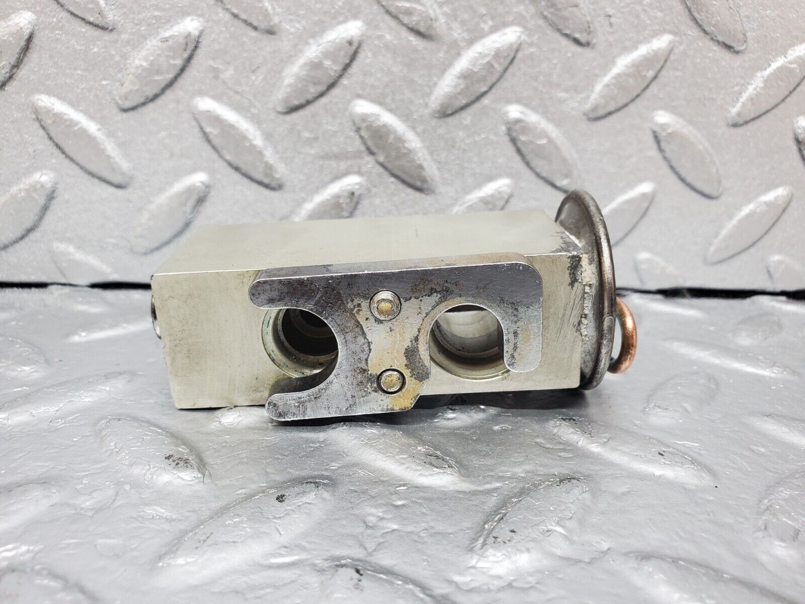 44977 Mercedes-Benz R129 300SL Coupe Air Condition Expansion Valve 2018300784