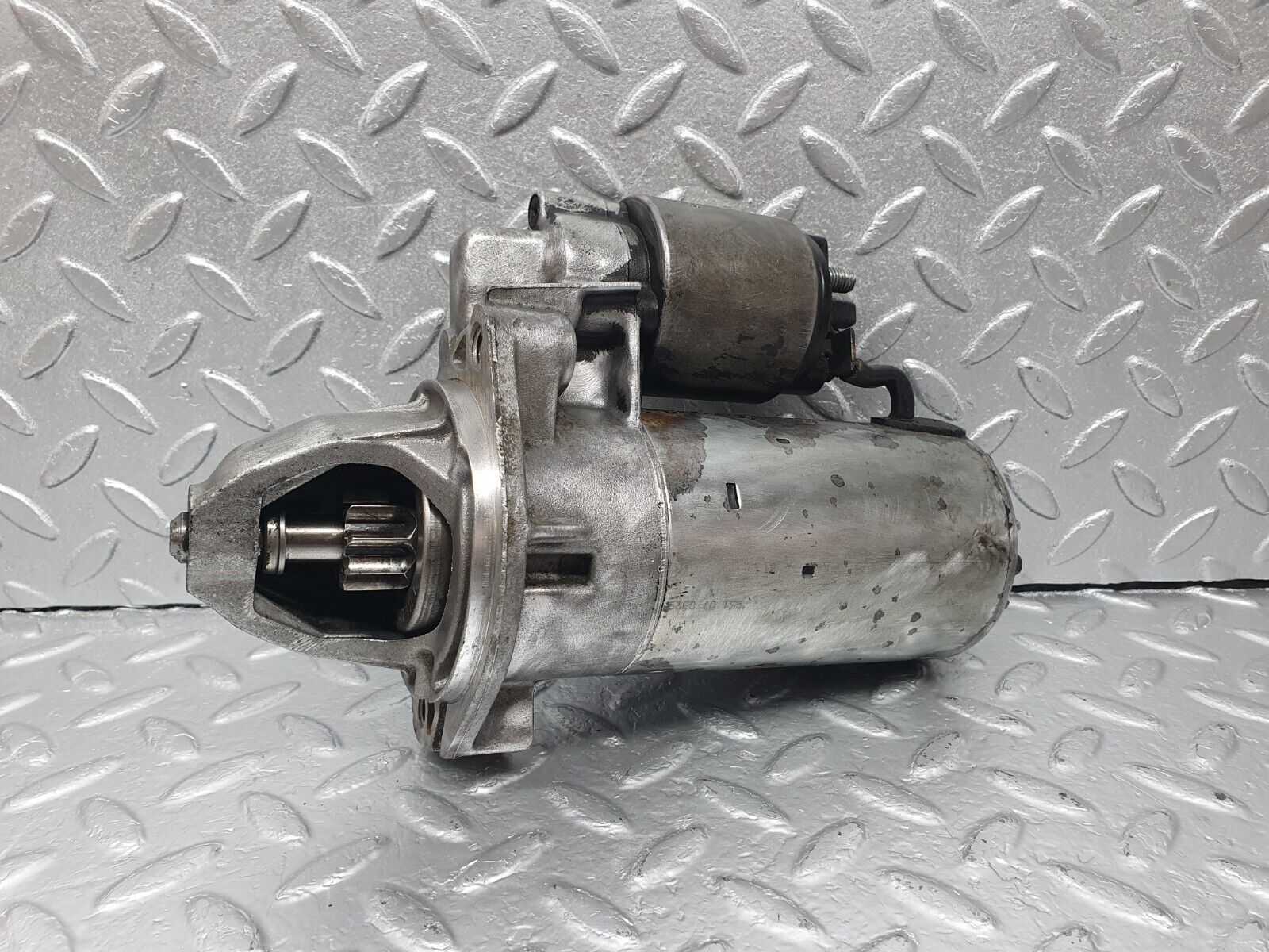 42928 Mercedes-Benz W201 190 2.0L Starter Motor Bosch 0001108003 0331303053