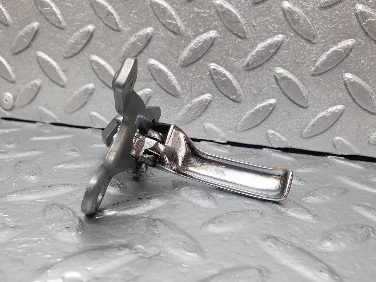 43970 Mercedes-Benz C123 230CE Coupe Right Interior Door Handle 1237600261