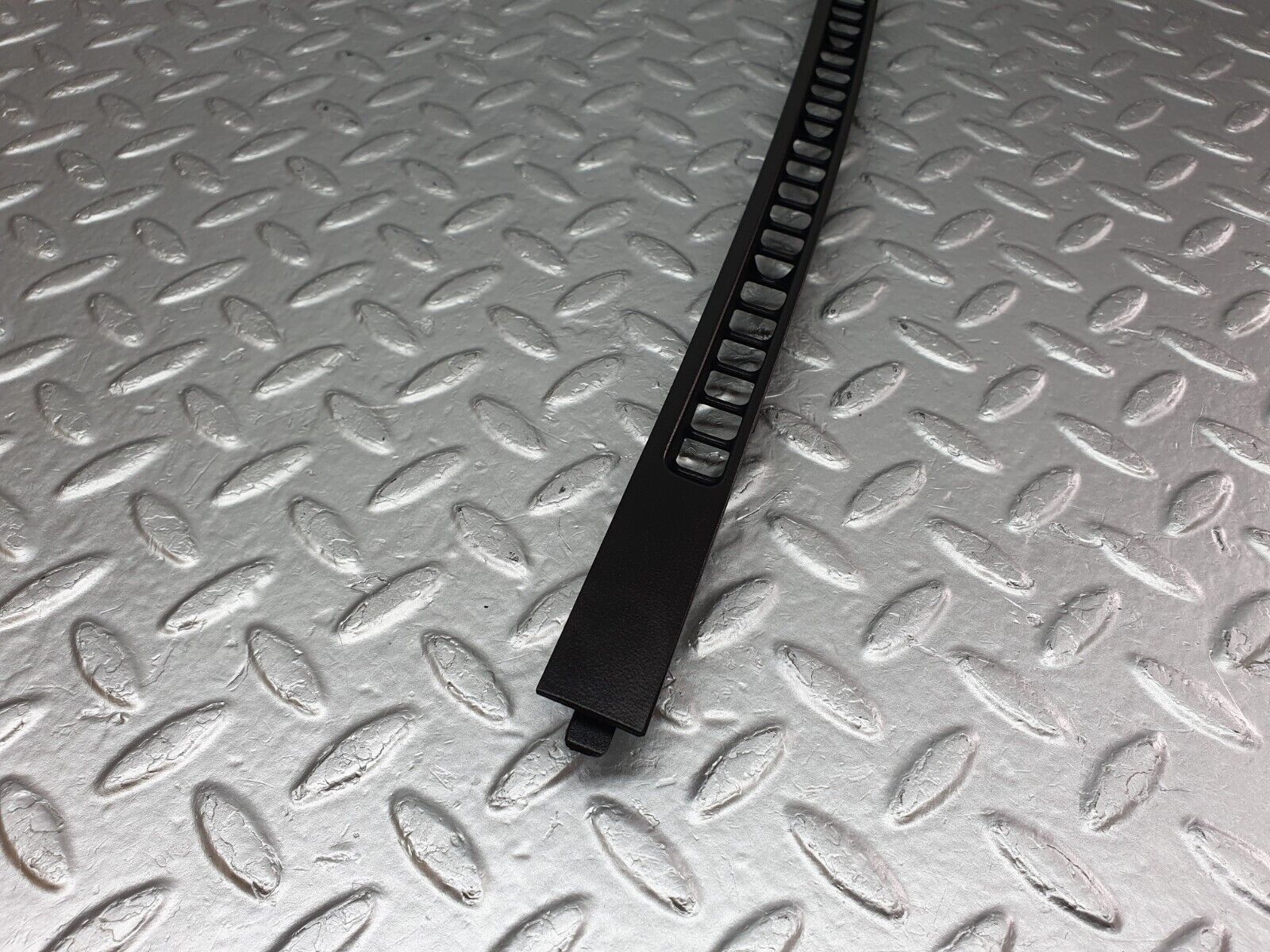 42332 Mercedes-Benz R129 320SL Coupe Dashboard Air Vent Trim Left Side 1296891180