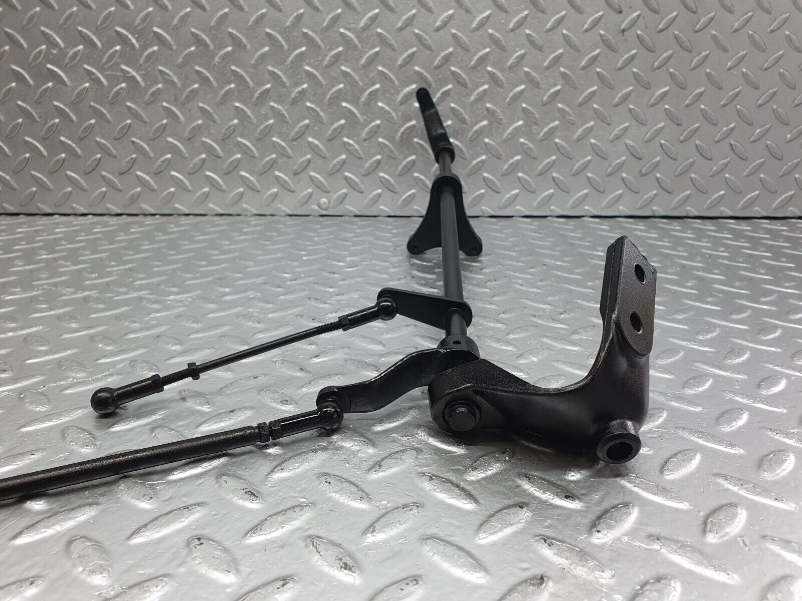 43445 Mercedes-Benz W108 280SE Throttle Linkage 1290721601