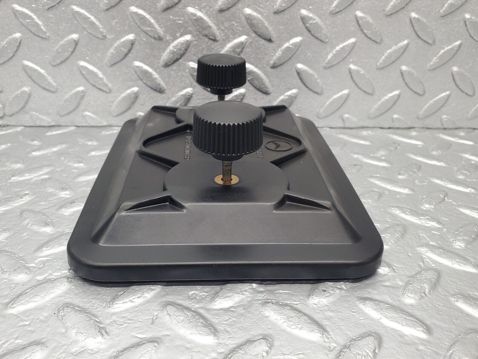 46361 Mercedes-Benz C123 280CE Coupe Fuse Box Cover Lid 1235400082