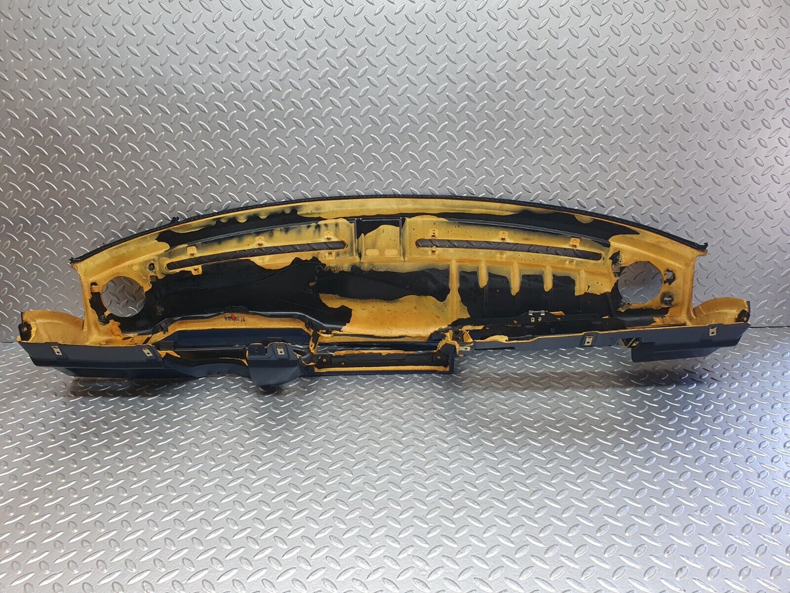 42668 Mercedes-Benz W201 190 2.0L Dashboard Blue