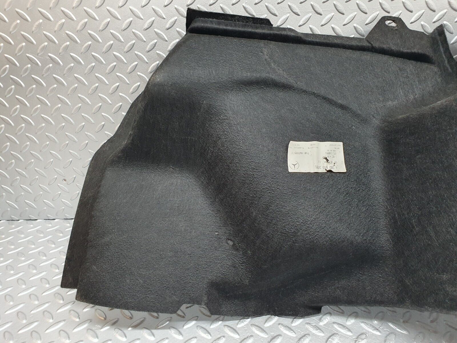 41764 Mercedes-Benz W202 C200 Trunk Boot Panel Cover Left Grey 2026933791