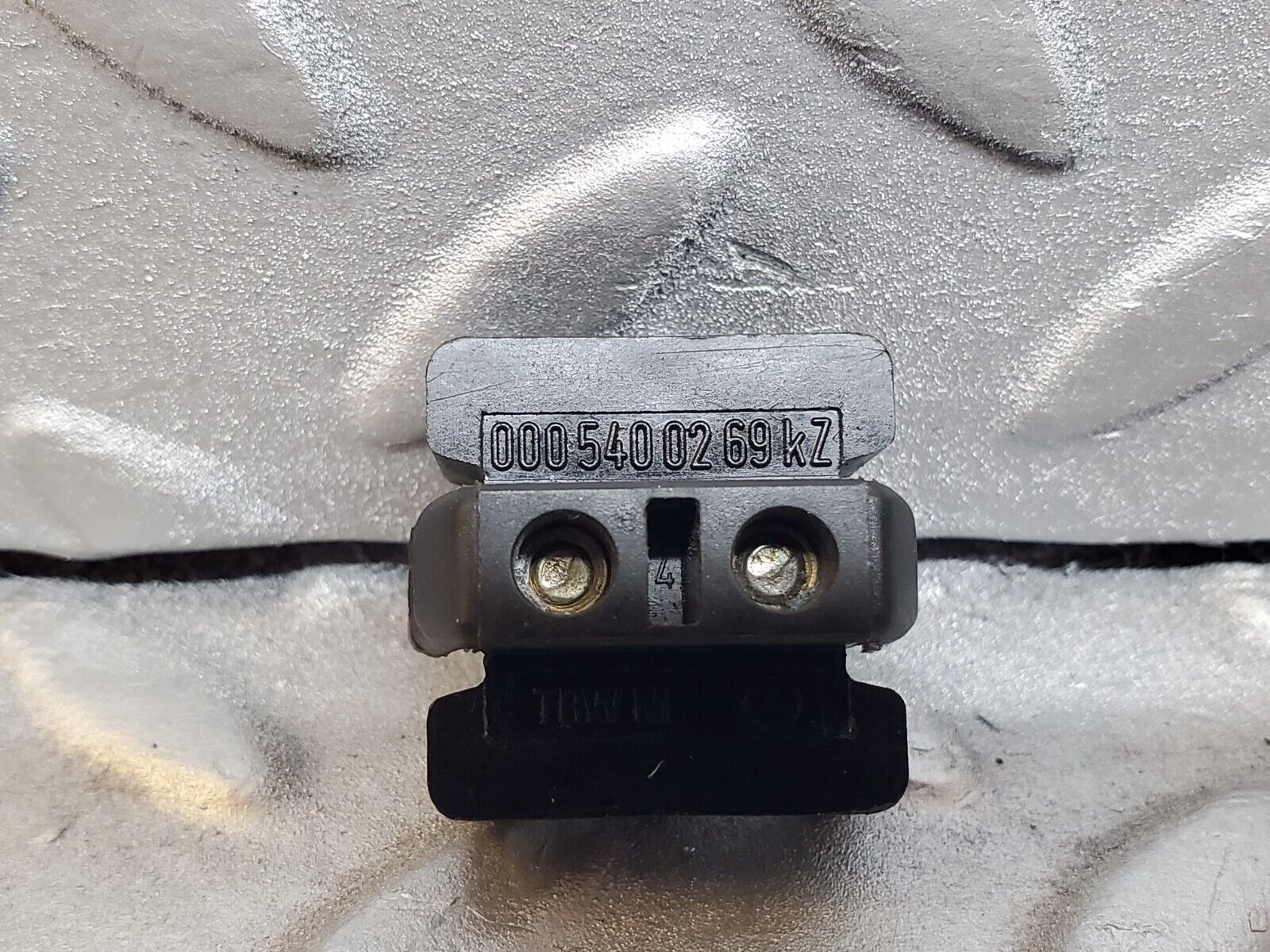 44718 Mercedes-Benz W124 220E Wiring Cable Junction 0005400269