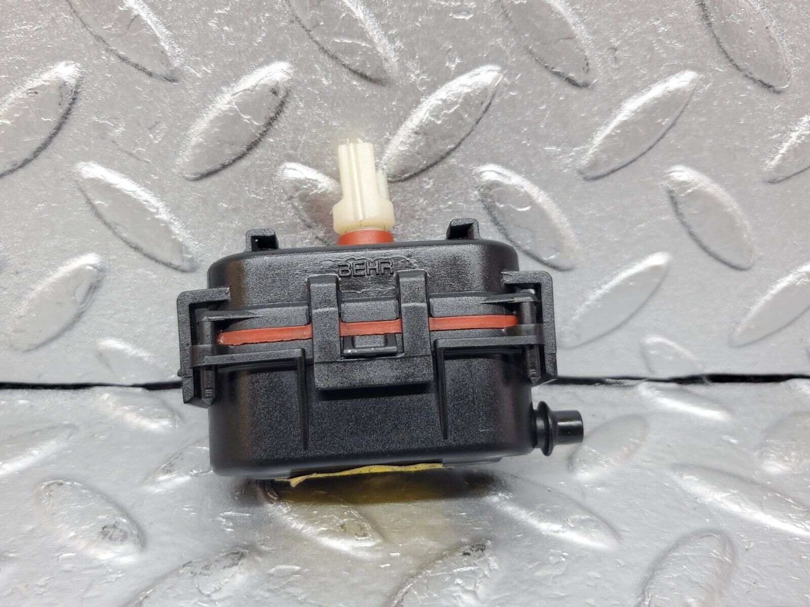 44913 Mercedes-Benz R129 300SL Coupe Heater Box Vacuum Actuator