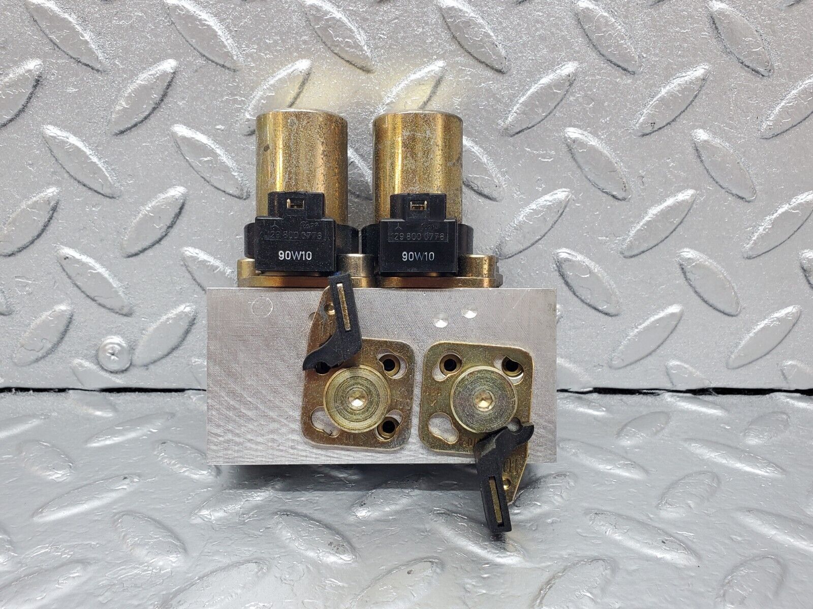 44976 Mercedes-Benz R129 300SL Coupe Roof Hydraulic Valve Block 1298001078