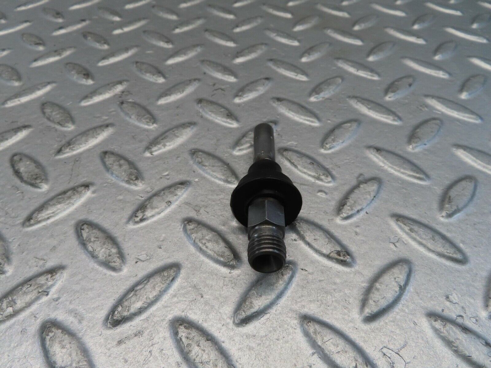 11035 Mercedes-Benz R107 W116 Fuel Injector Bosch 0437502010