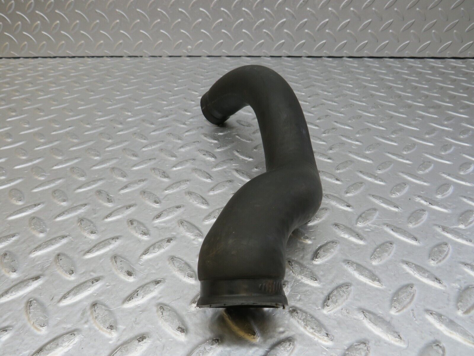 35423 Mercedes-Benz R107 280SL Radiator Coolant Hose 1075010282