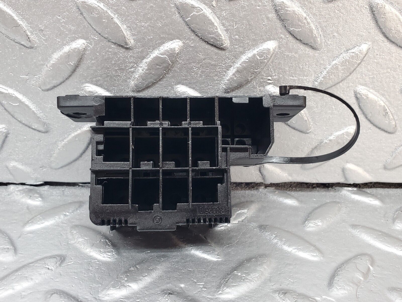 44936 Mercedes-Benz R129 300SL Coupe Diagnostic Connector 1295455540 1295450003