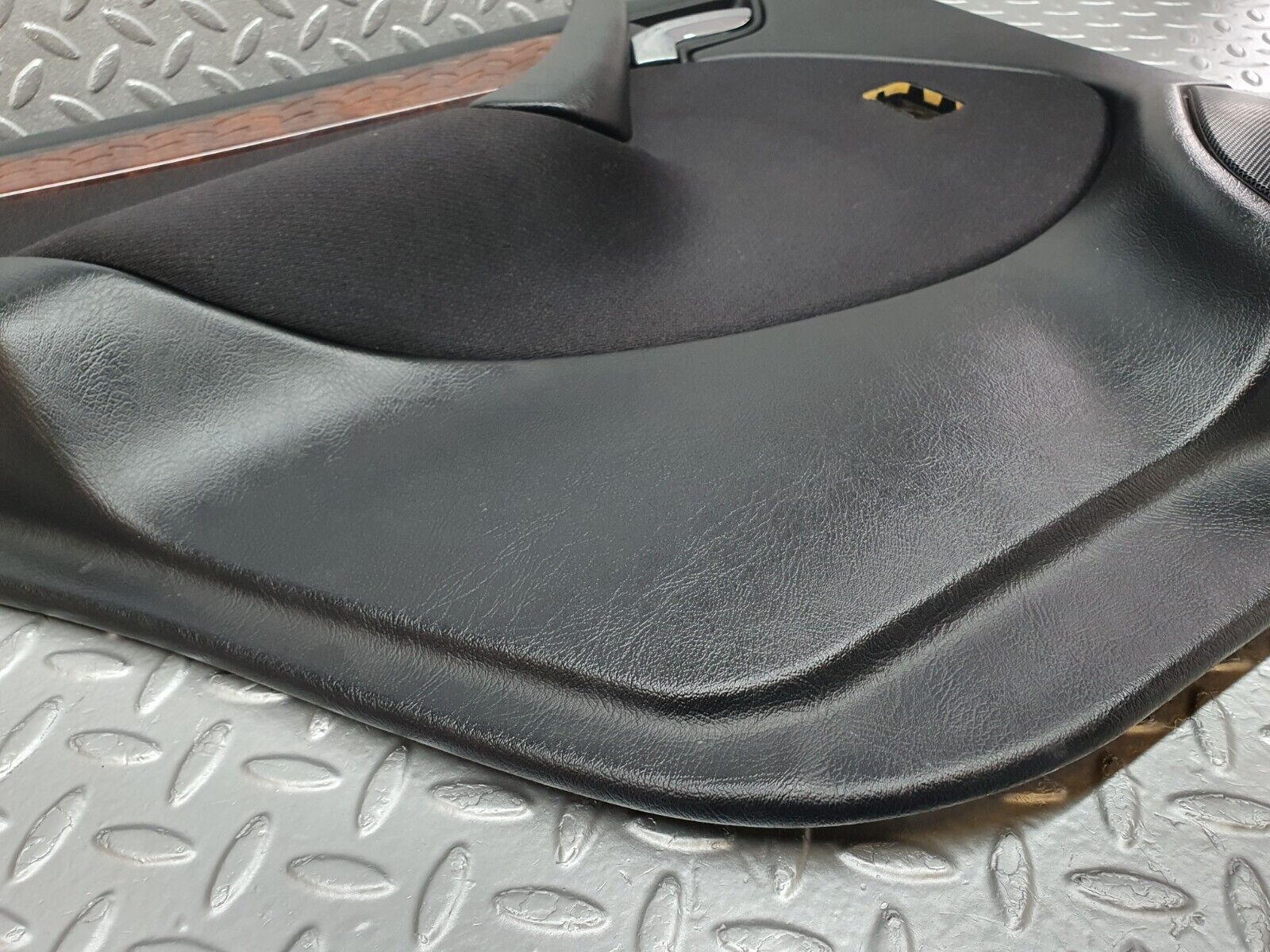 41773 Mercedes-Benz W202 C200 Rear Left Door Card 2027601361