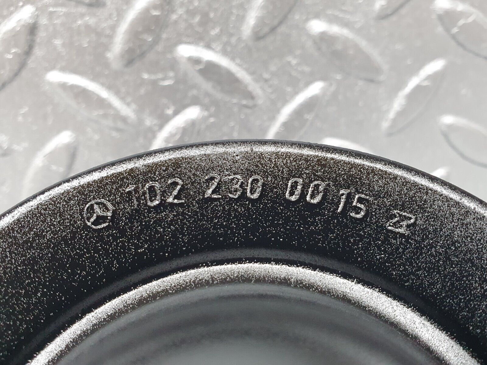 44214 Mercedes-Benz C123 230CE Coupe Power Steering Pump Pulley 1022300015