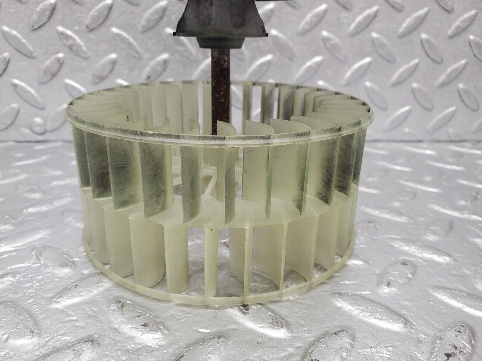 46773 Mercedes-Benz R129 320SL Coupe Heater Blower Motor Bosch 0130111190