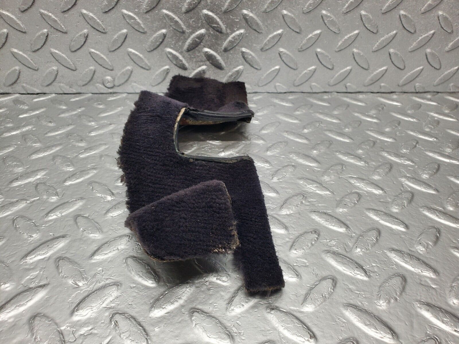 46429 Mercedes-Benz C123 280CE Coupe Front Left Seat Rail Cover Carpet Black