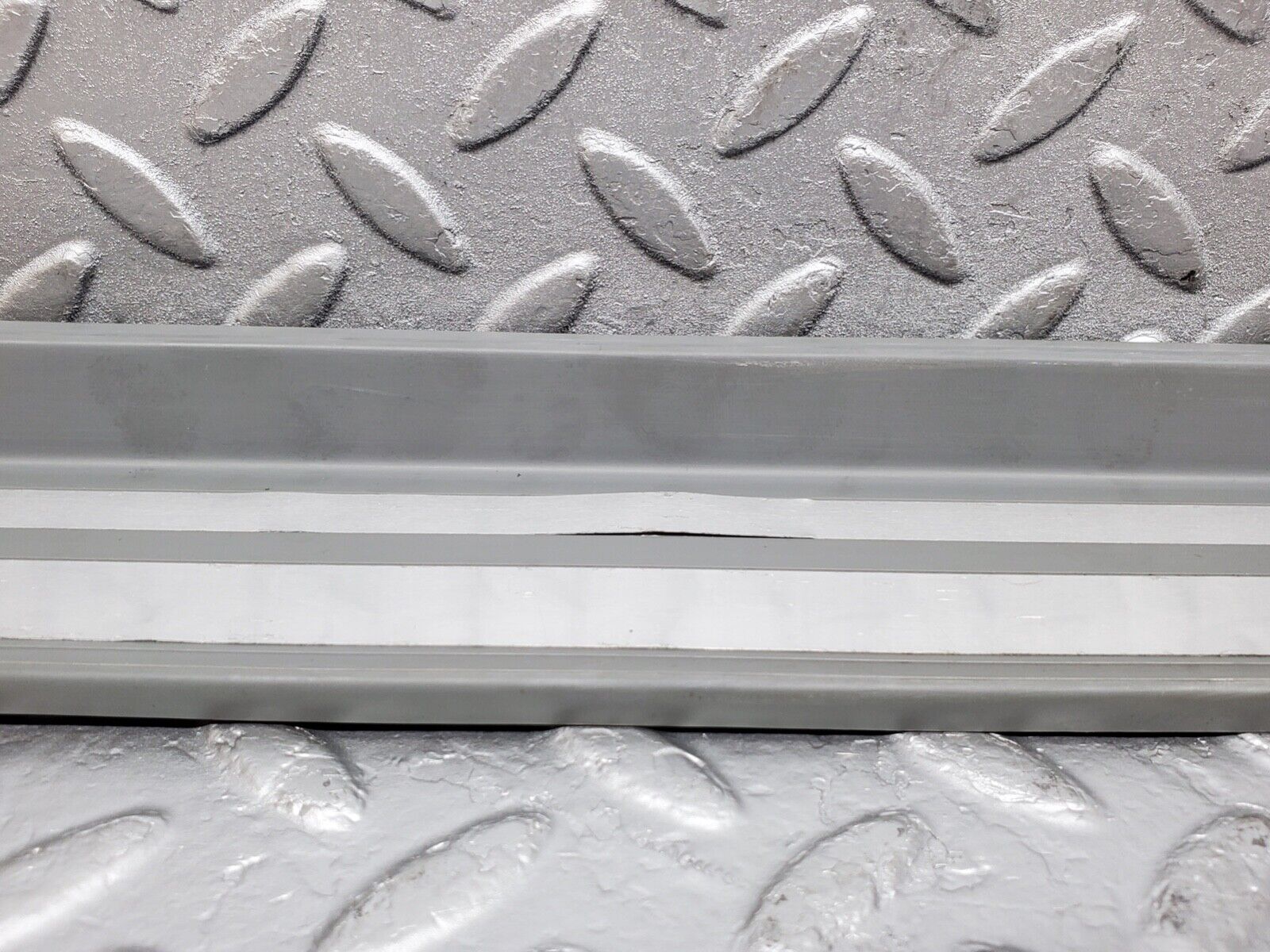 44583 Mercedes-Benz W124 220E Rear Right Door Sill Trim