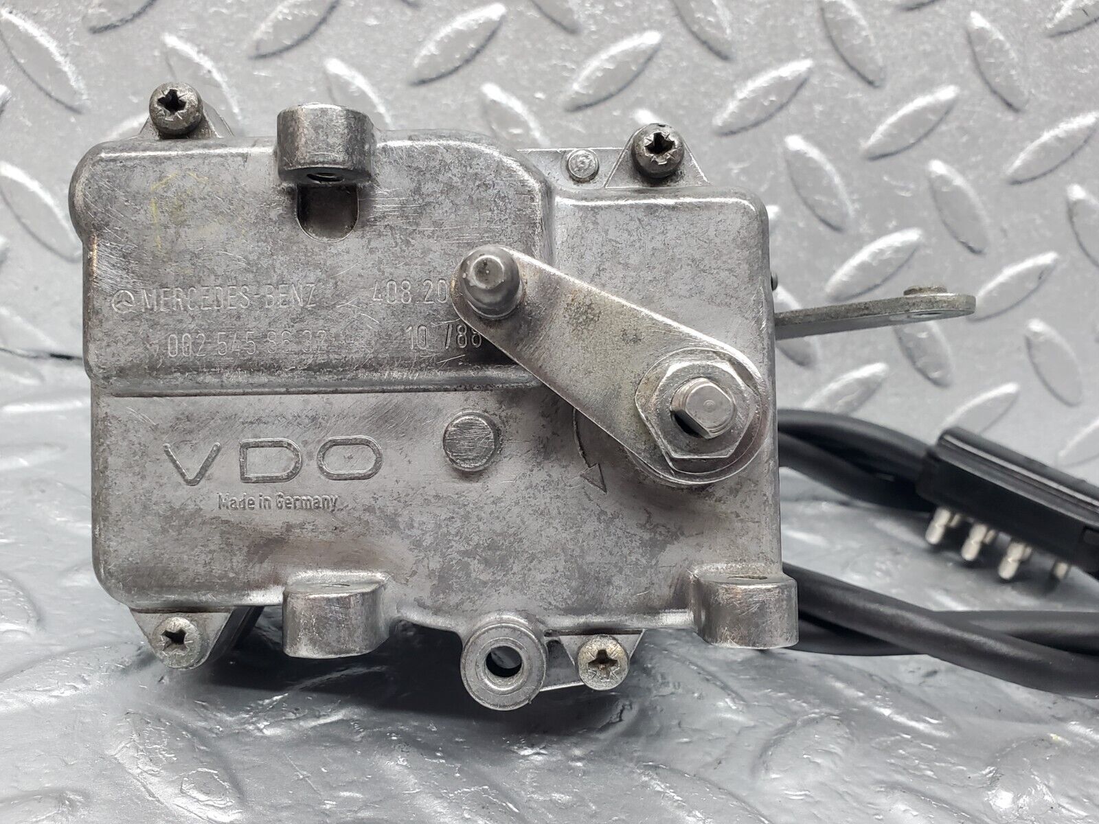 45954 Mercedes-Benz W126 420SE Cruise Control Module Unit VDO 0025458632