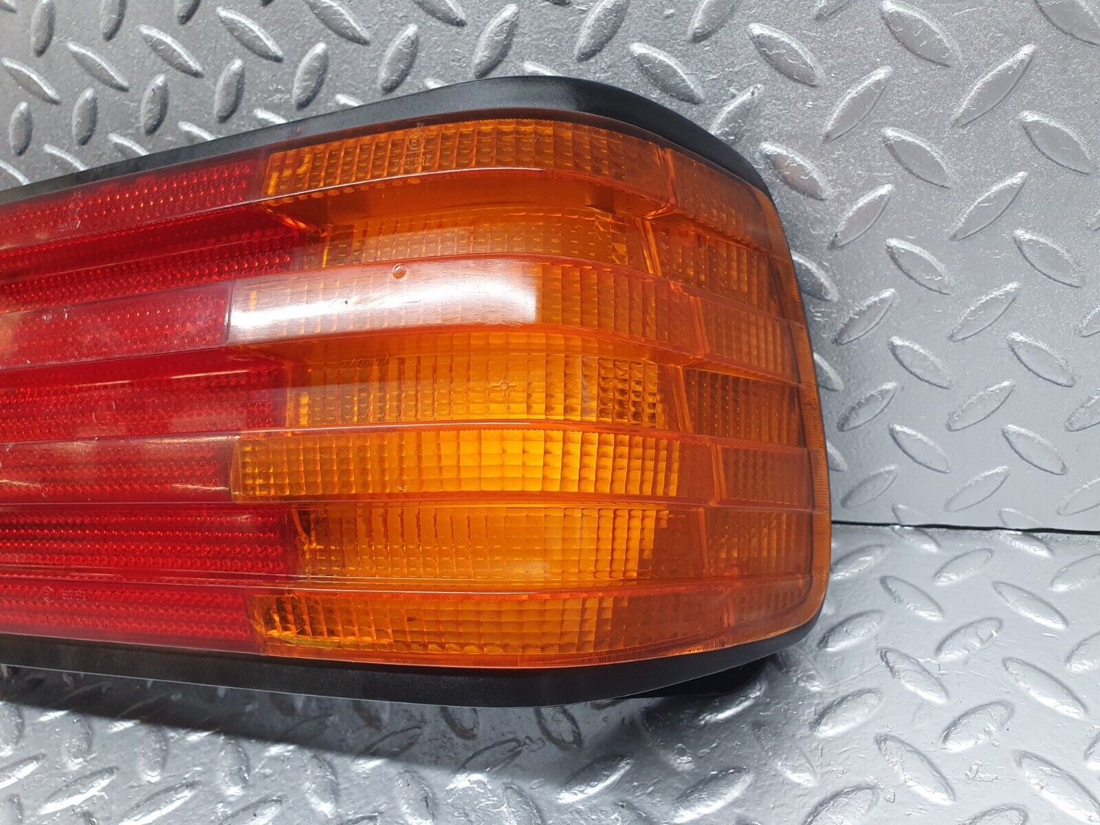 43621 Mercedes-Benz C126 380SEC Coupe Tail Light Right Side 1268201064