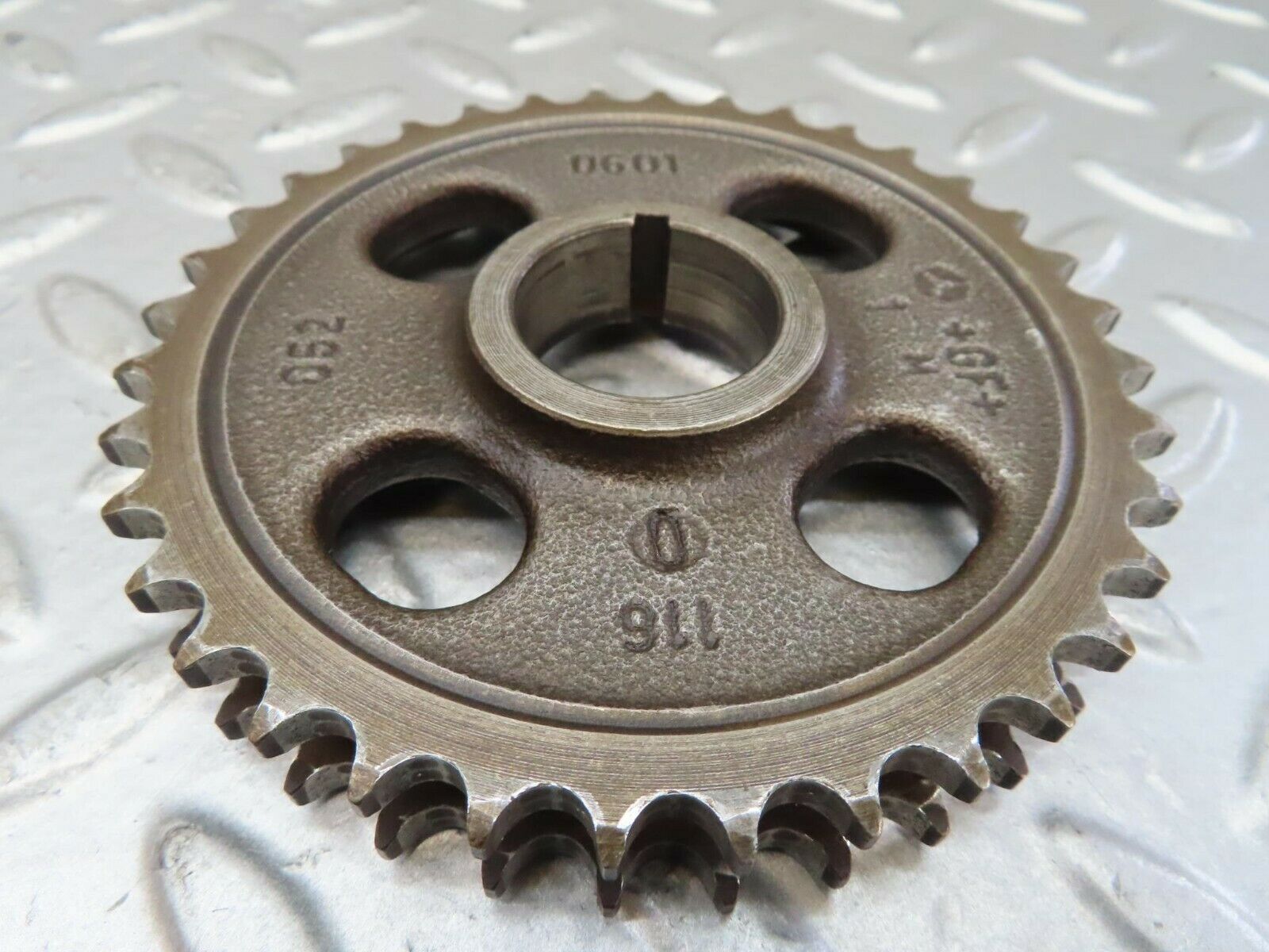 15669 Mercedes-Benz R107 450SL Camshaft Timing Gear 1160520601