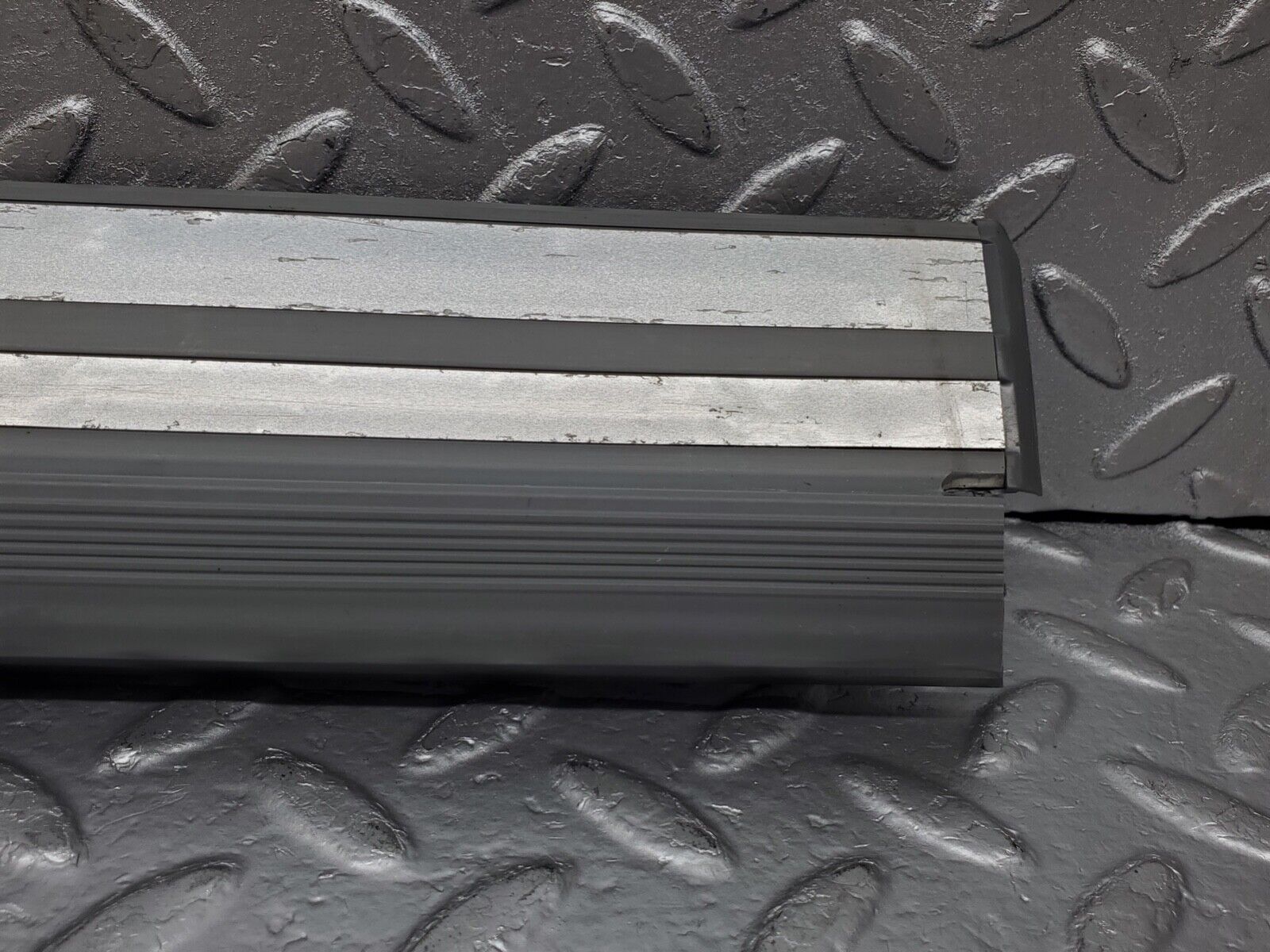 44583 Mercedes-Benz W124 220E Rear Right Door Sill Trim