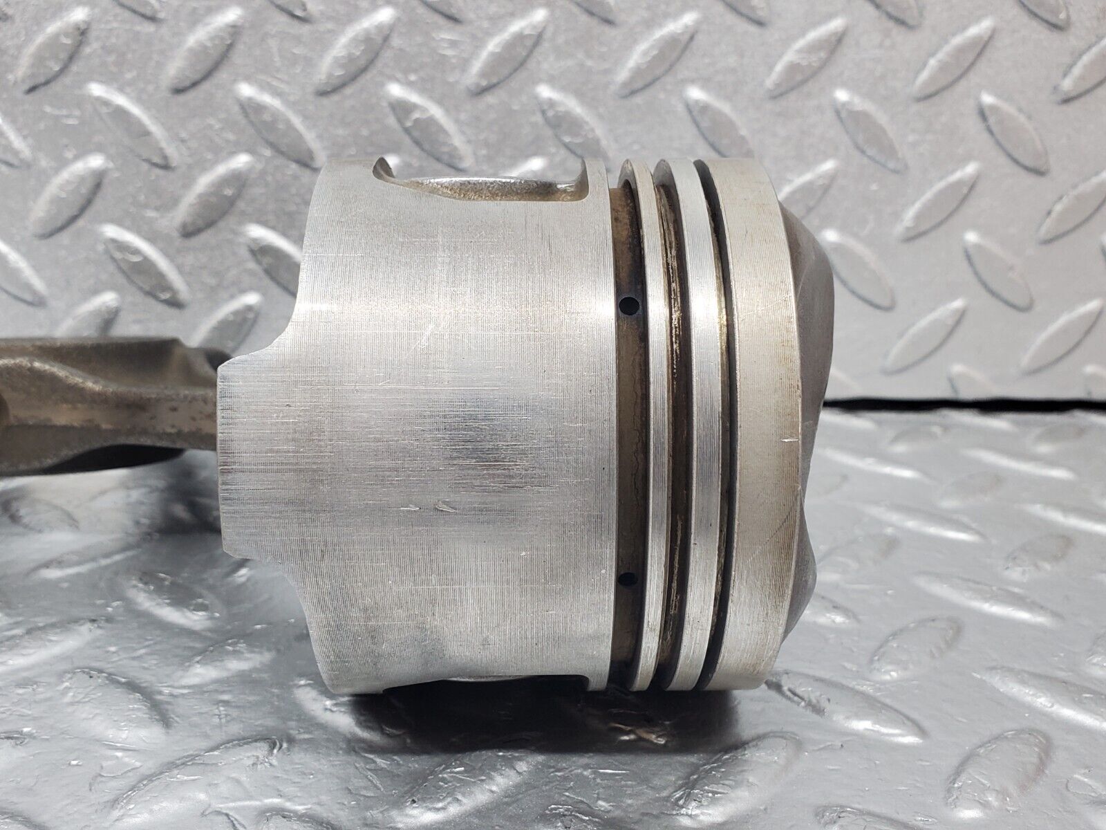 44301 Mercedes-Benz W123 280E Piston With Connecting Rod 85.985Mm 11005