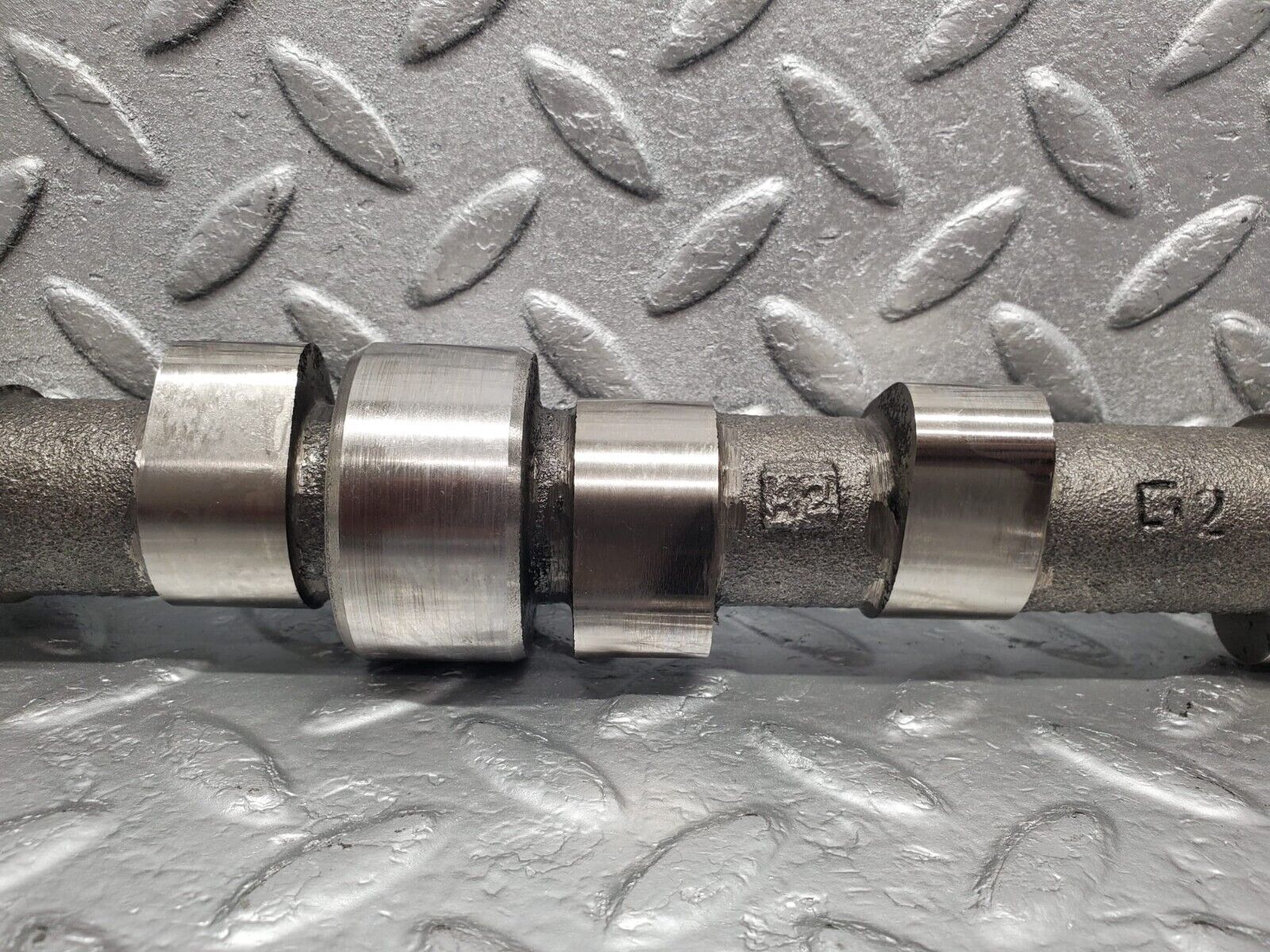 46325 Mercedes-Benz W123 300D Camshaft OM617