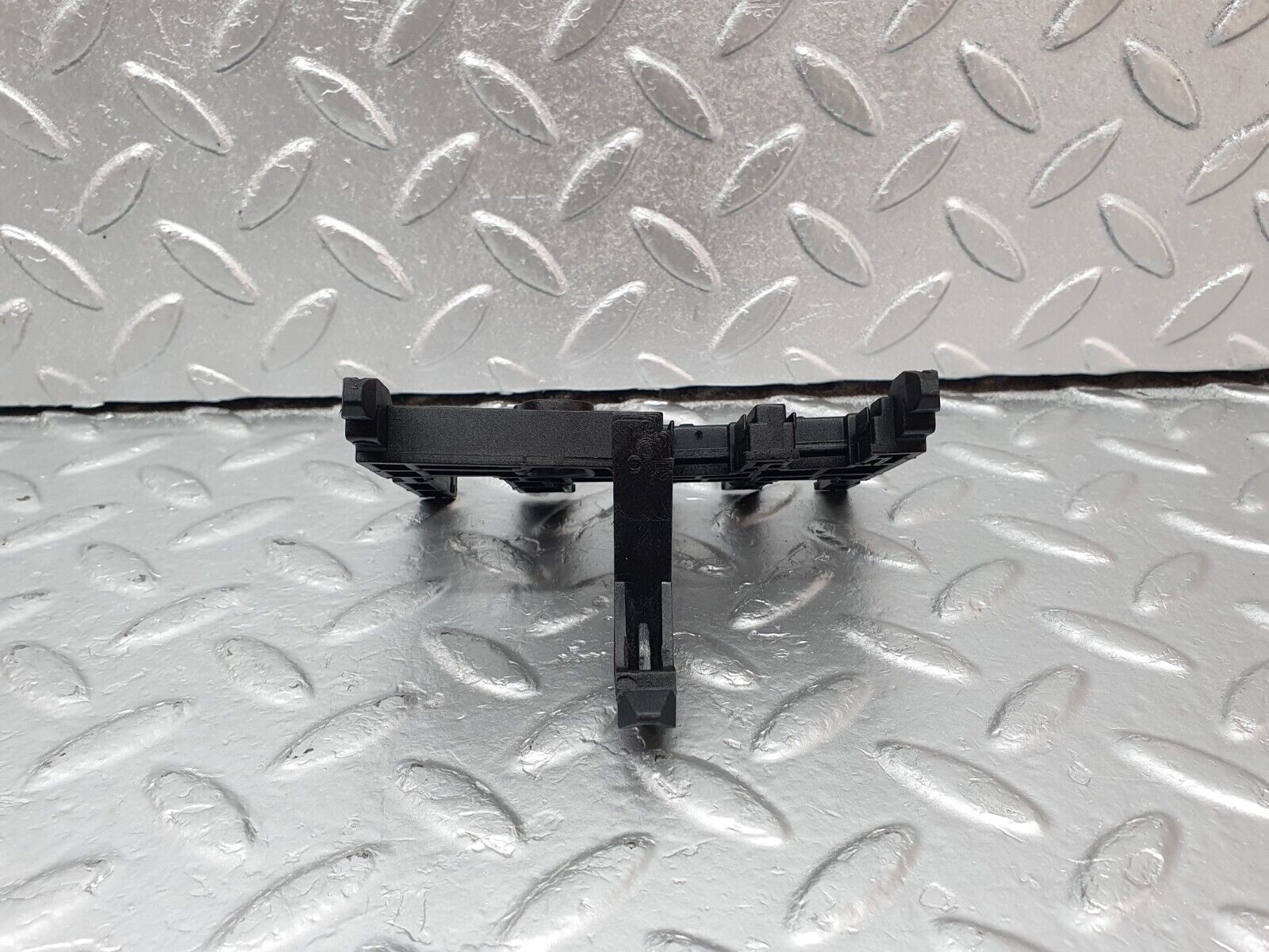 42390 Mercedes-Benz R129 320SL Coupe Fuse Box Cable Mount 1295450840