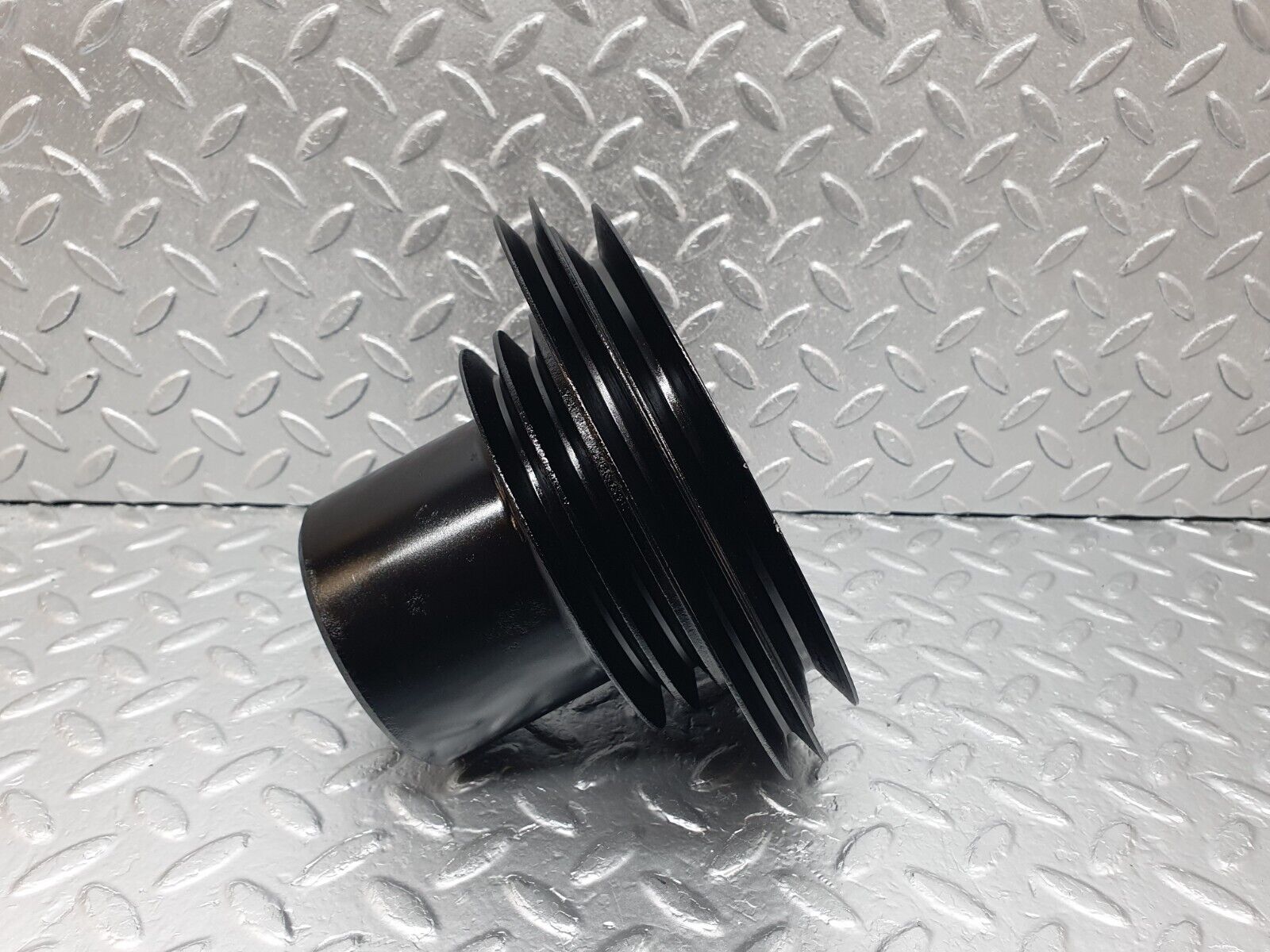 43590 Mercedes-Benz C126 380SEC Coupe Crankshaft Pulley