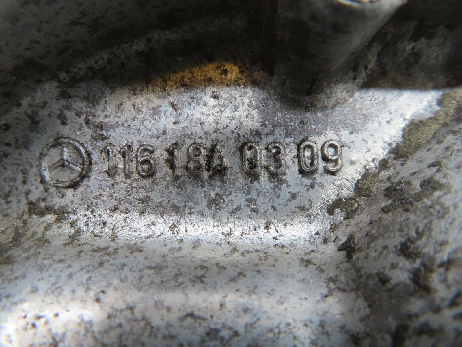 13714 Mercedes-Benz R107 450SL Oil Filter Housing 1161840309