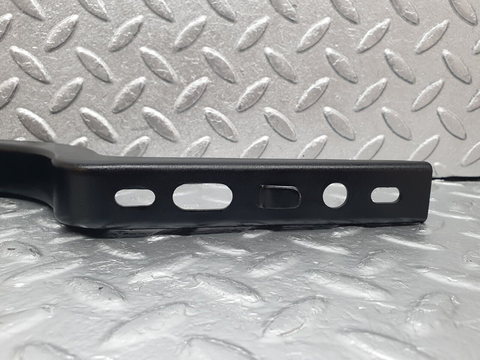 43937 Mercedes-Benz C123 230CE Coupe Trunk Lid Hinge Right Side 1237500287