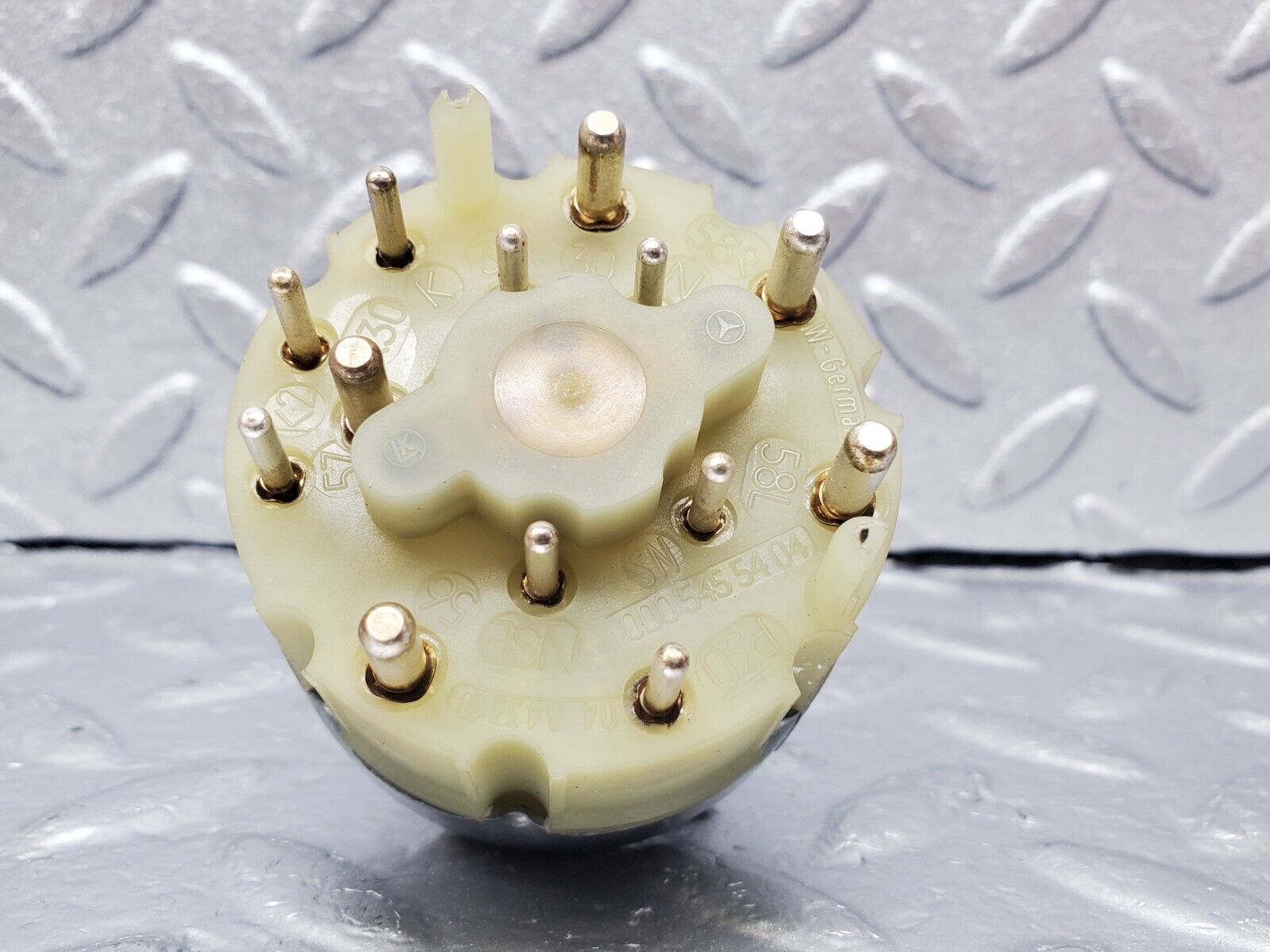 45639 Mercedes-Benz W126 420SE Headlight Switch 0005455404