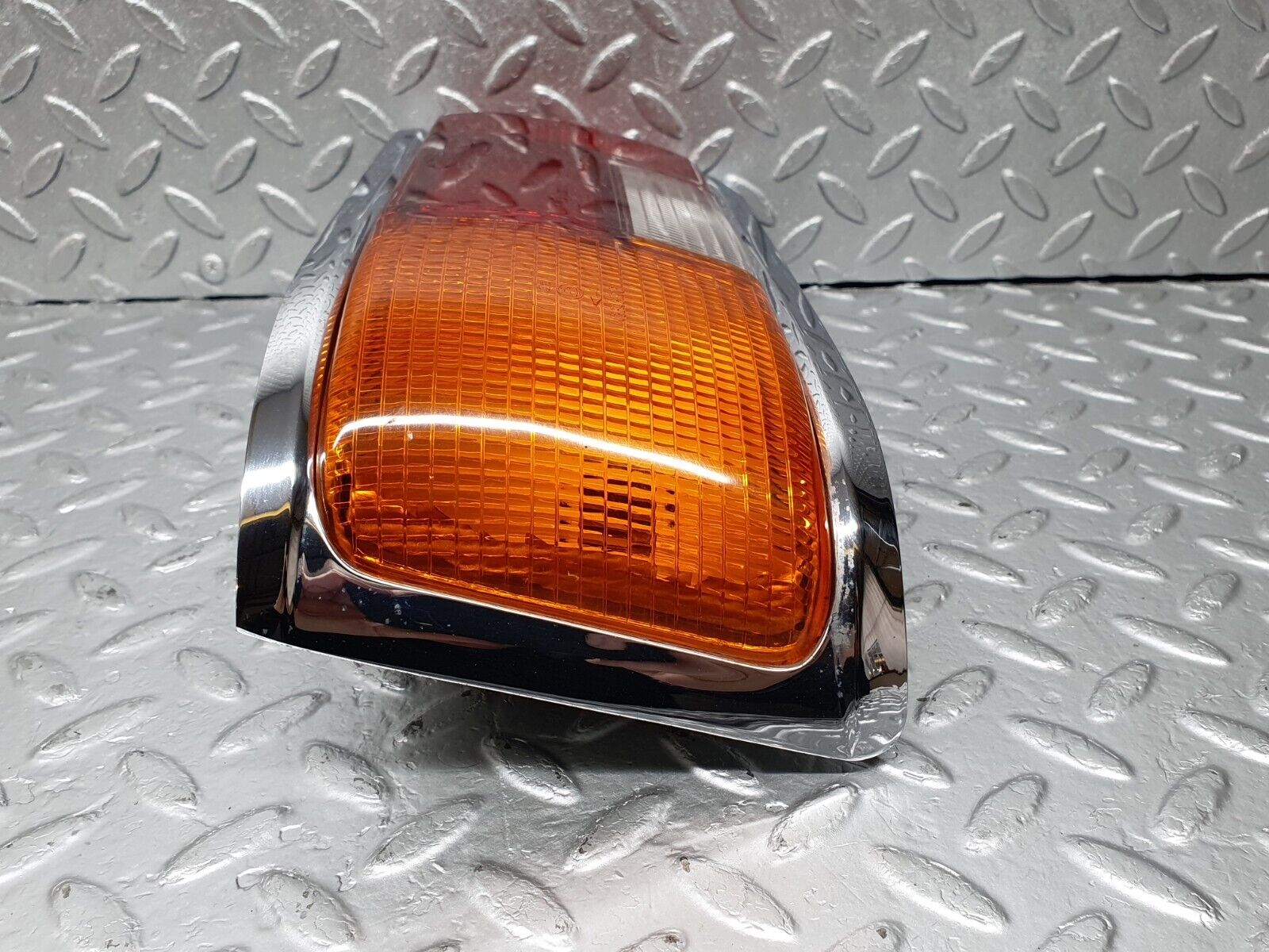 43190 Mercedes-Benz W115 Rear Left Tail Light
