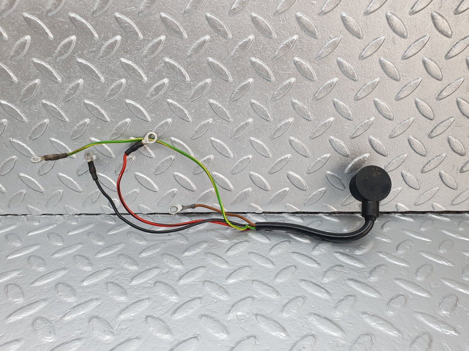 42933 Mercedes-Benz W201 190 2.0L Ignition Control Unit Cable 2015404409 09971820