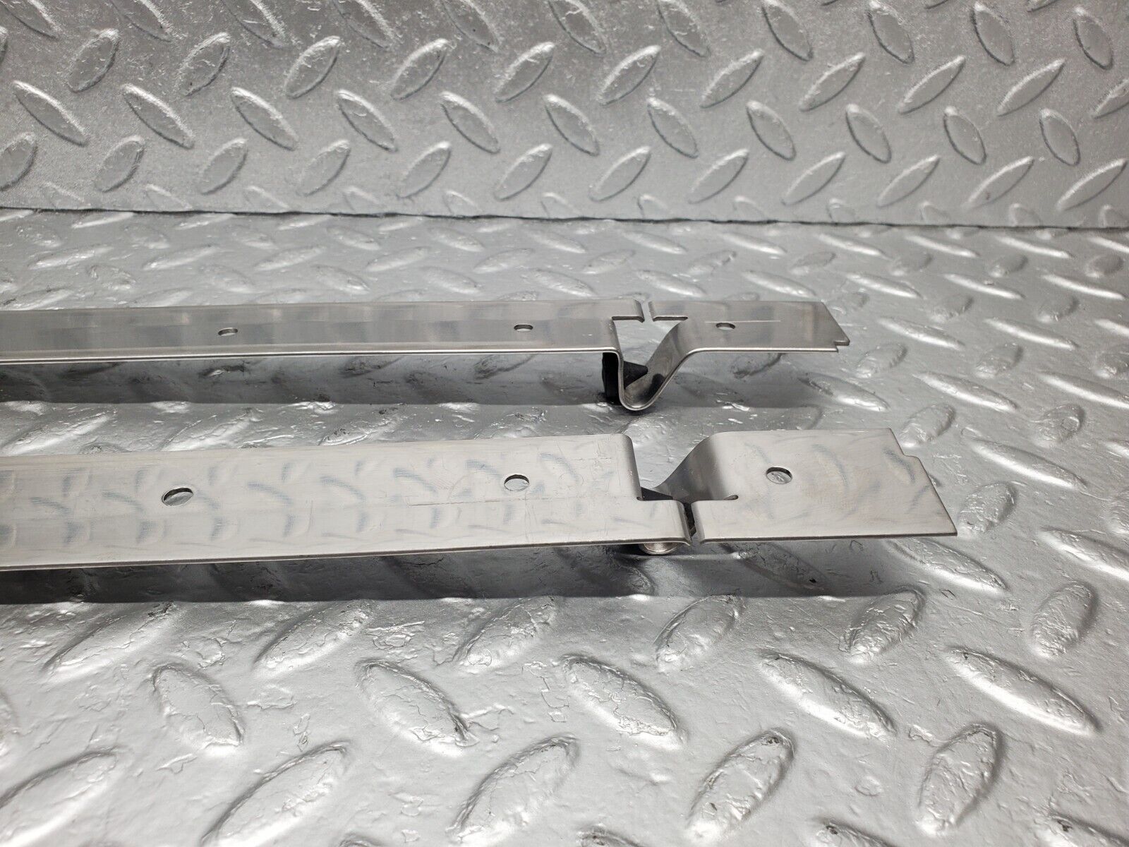 46678 Mercedes-Benz C123 280CE Coupe Sunroof Chrome Trim