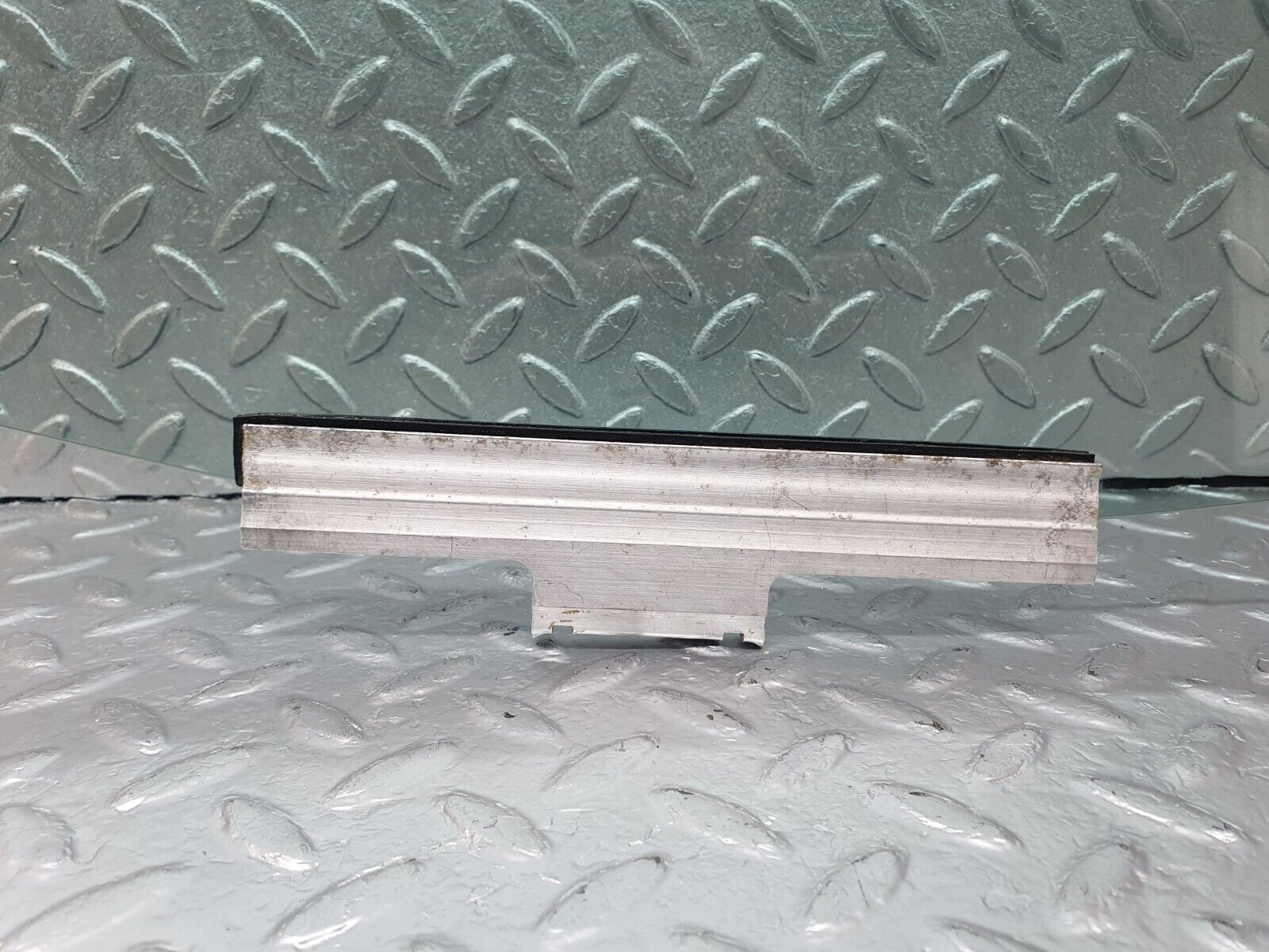 42816 Mercedes-Benz W201 190 2.0L Rear Right Door Window Glass