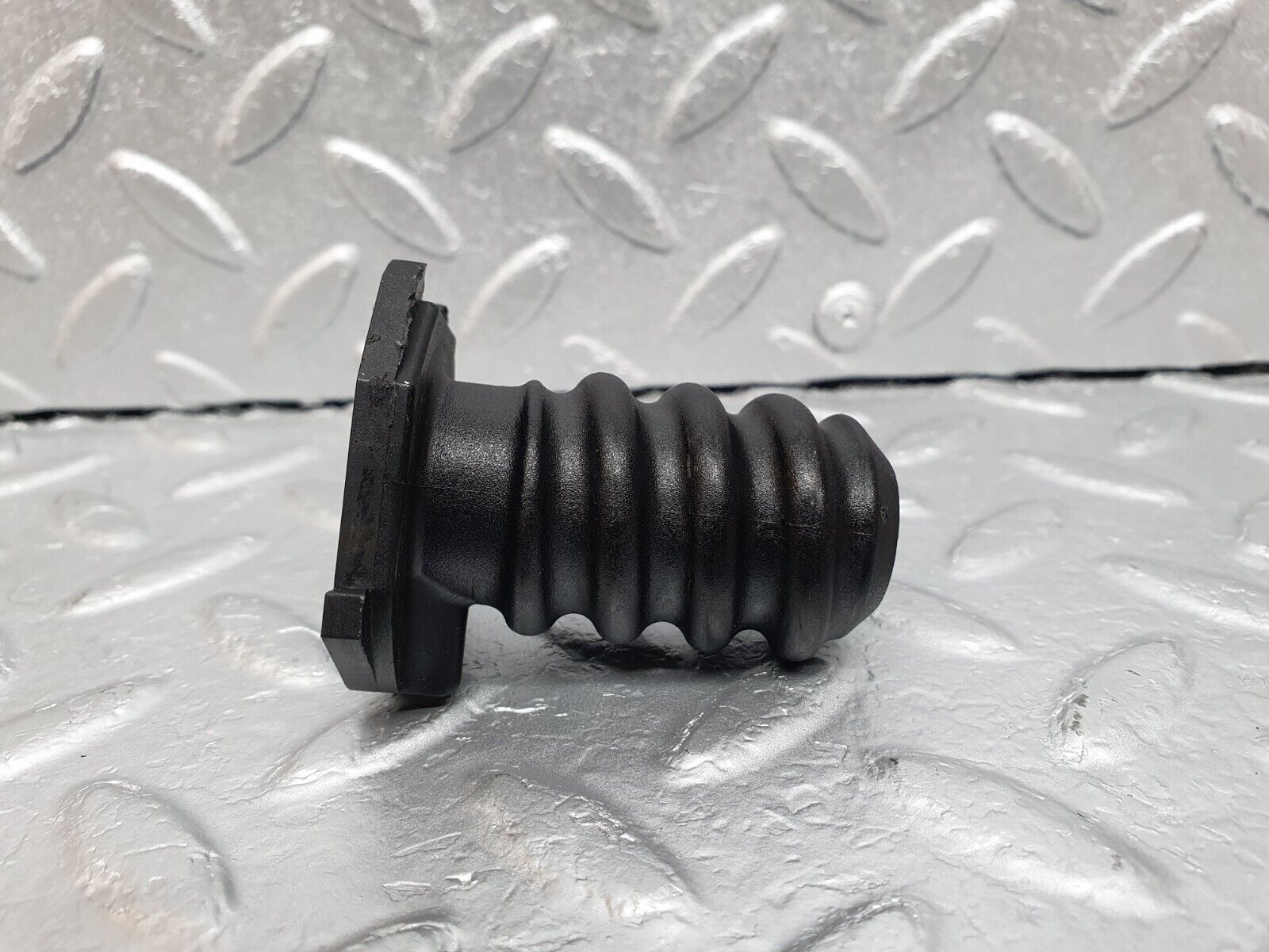 42080 Mercedes-Benz W202 C200 Spare Wheel Holder 1248980765