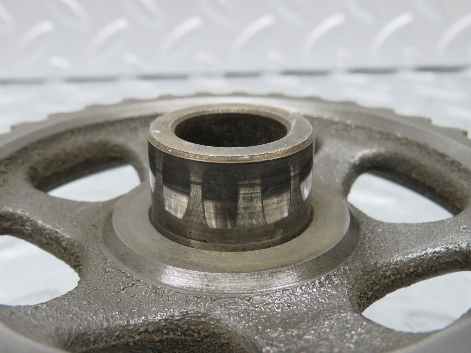 32765 Mercedes-Benz C107 R107 350 V8 Timing Gear Sprocket 1160770312