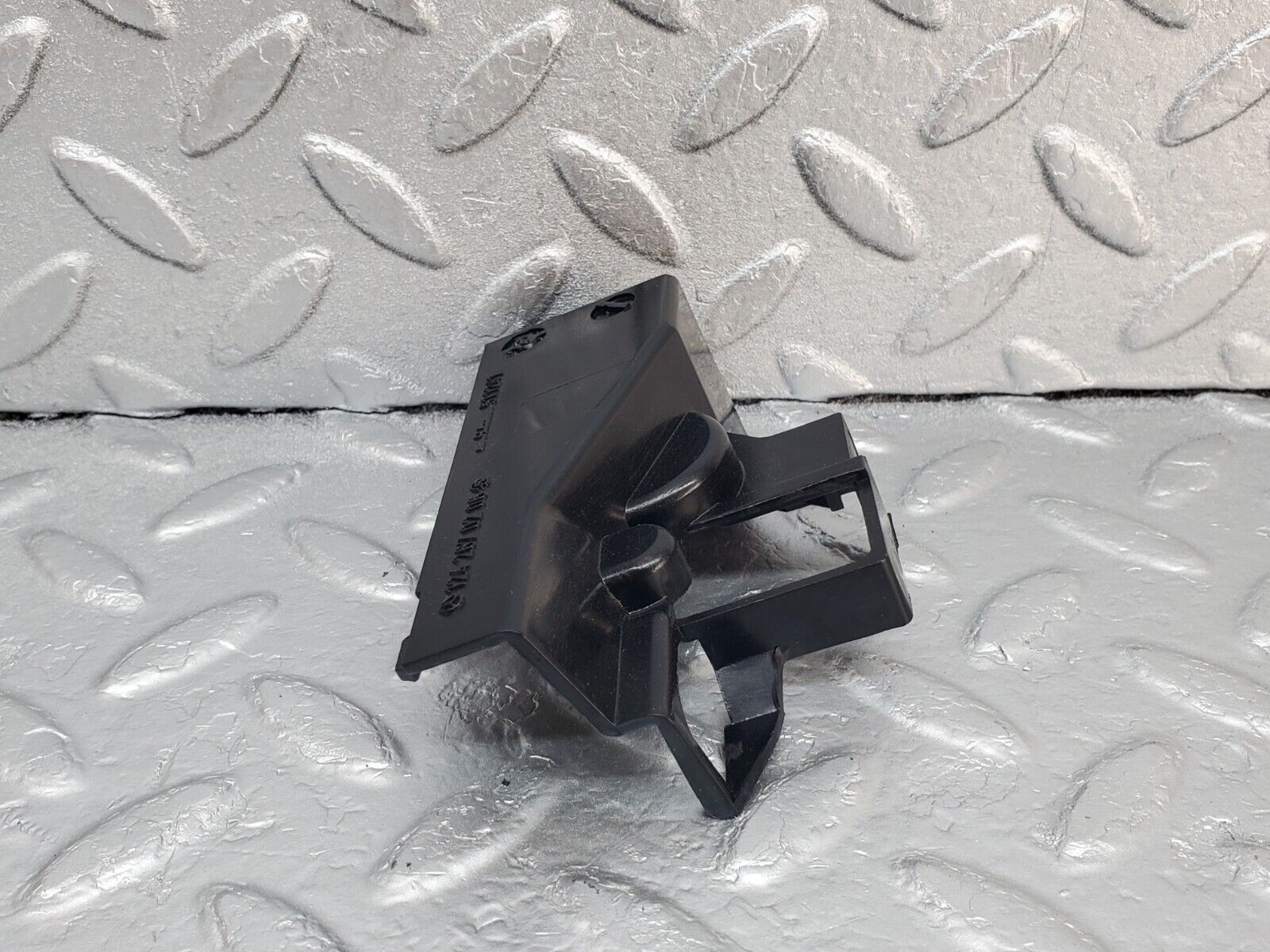 44664 Mercedes-Benz W124 220E Wagon Gear Selector Trim 1242670206