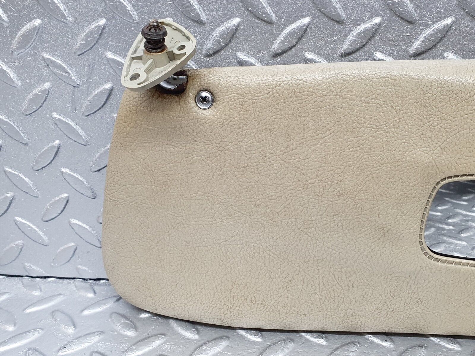 43132 Mercedes-Benz W108 280SE Sun Visor Left Side