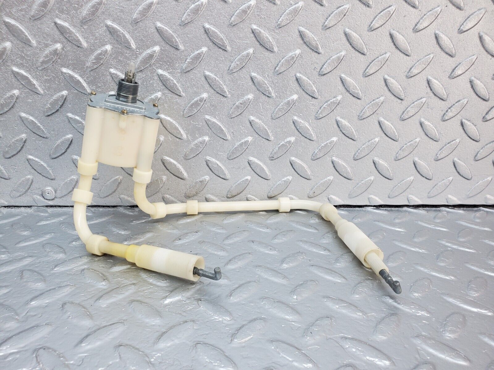 45690 Mercedes-Benz W126 420SE Heater Regulator 1268300485