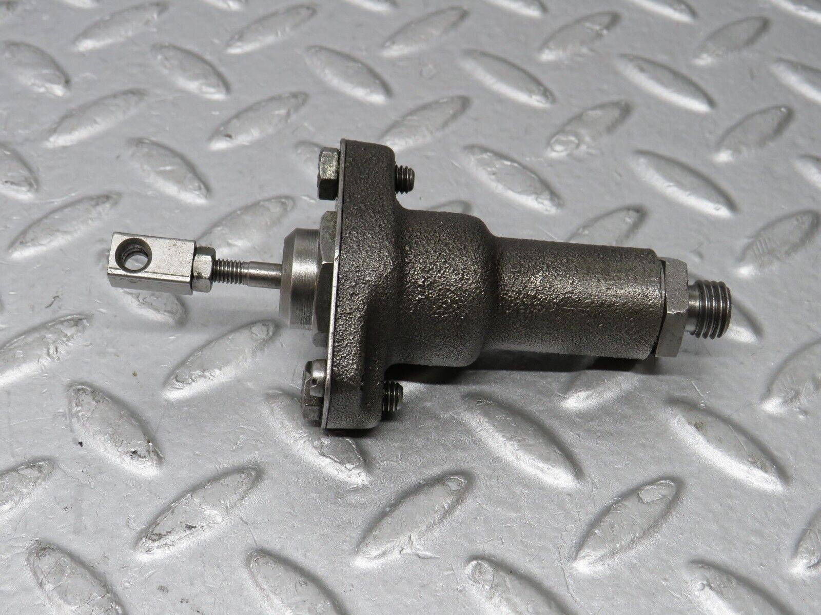 35906 Mercedes-Benz W108 Clutch Slave Cylinder