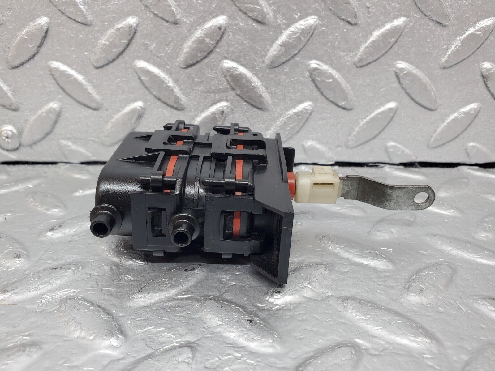 44906 Mercedes-Benz R129 300SL Coupe Heater Box Vacuum Actuator