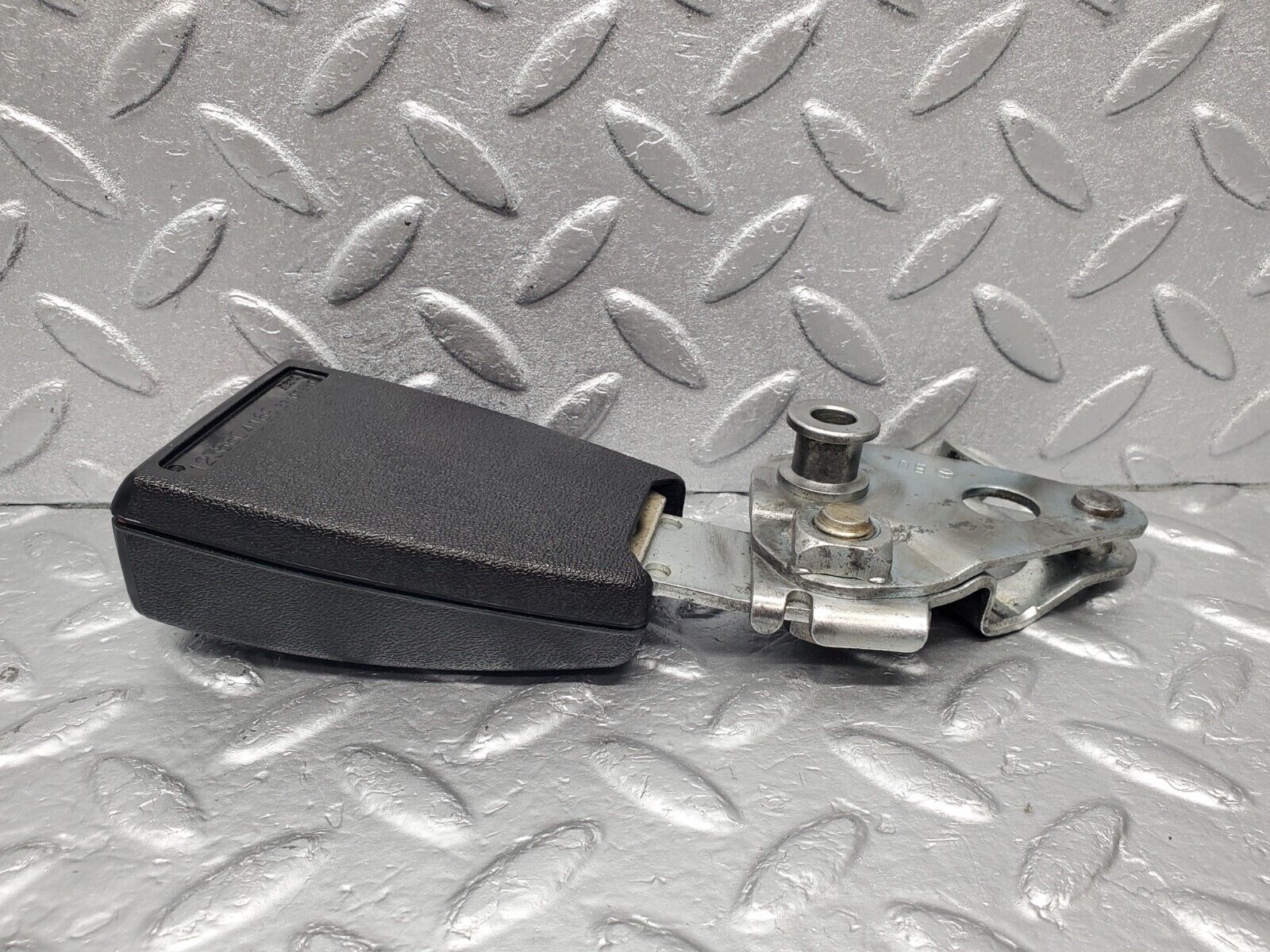 46386 Mercedes-Benz C123 280CE Coupe Front Right Seat Belt With Buckle 1238604169