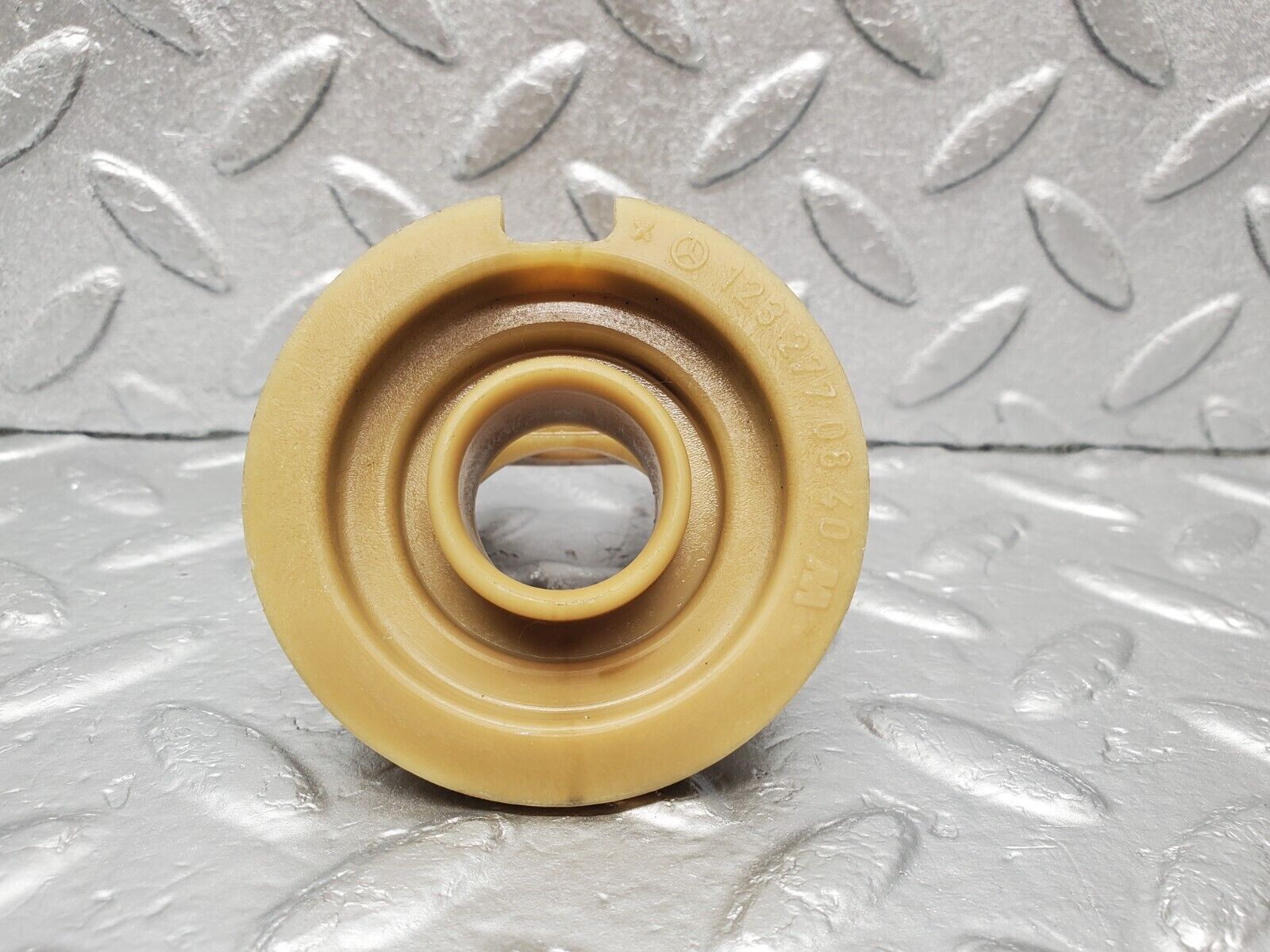 46301 Mercedes-Benz W124 280E Automatic Gearbox Support Bracket 722.433 2012770240 1232770840