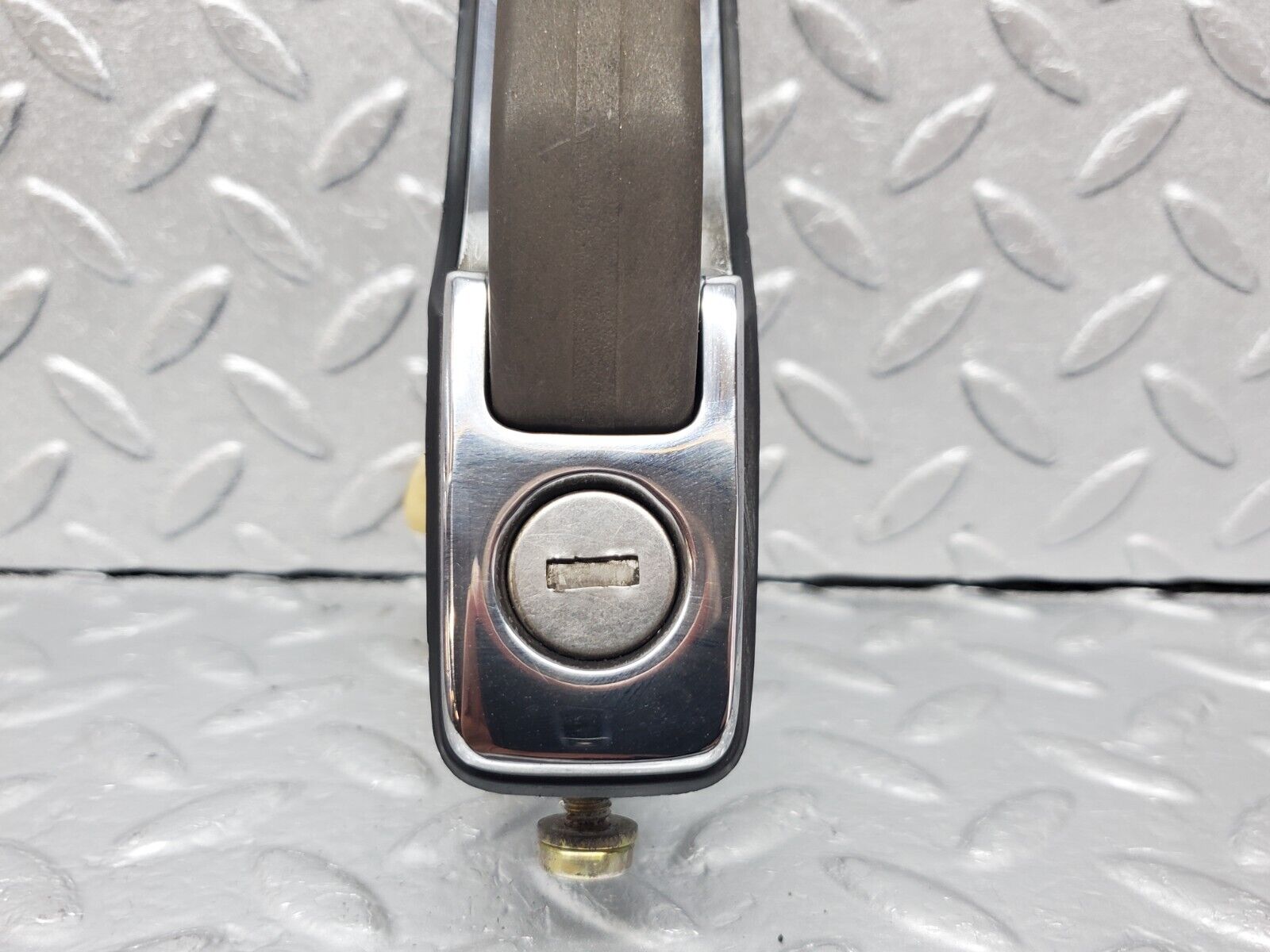 45645 Mercedes-Benz W126 420SE Front Right Door Exterior Handle No Key