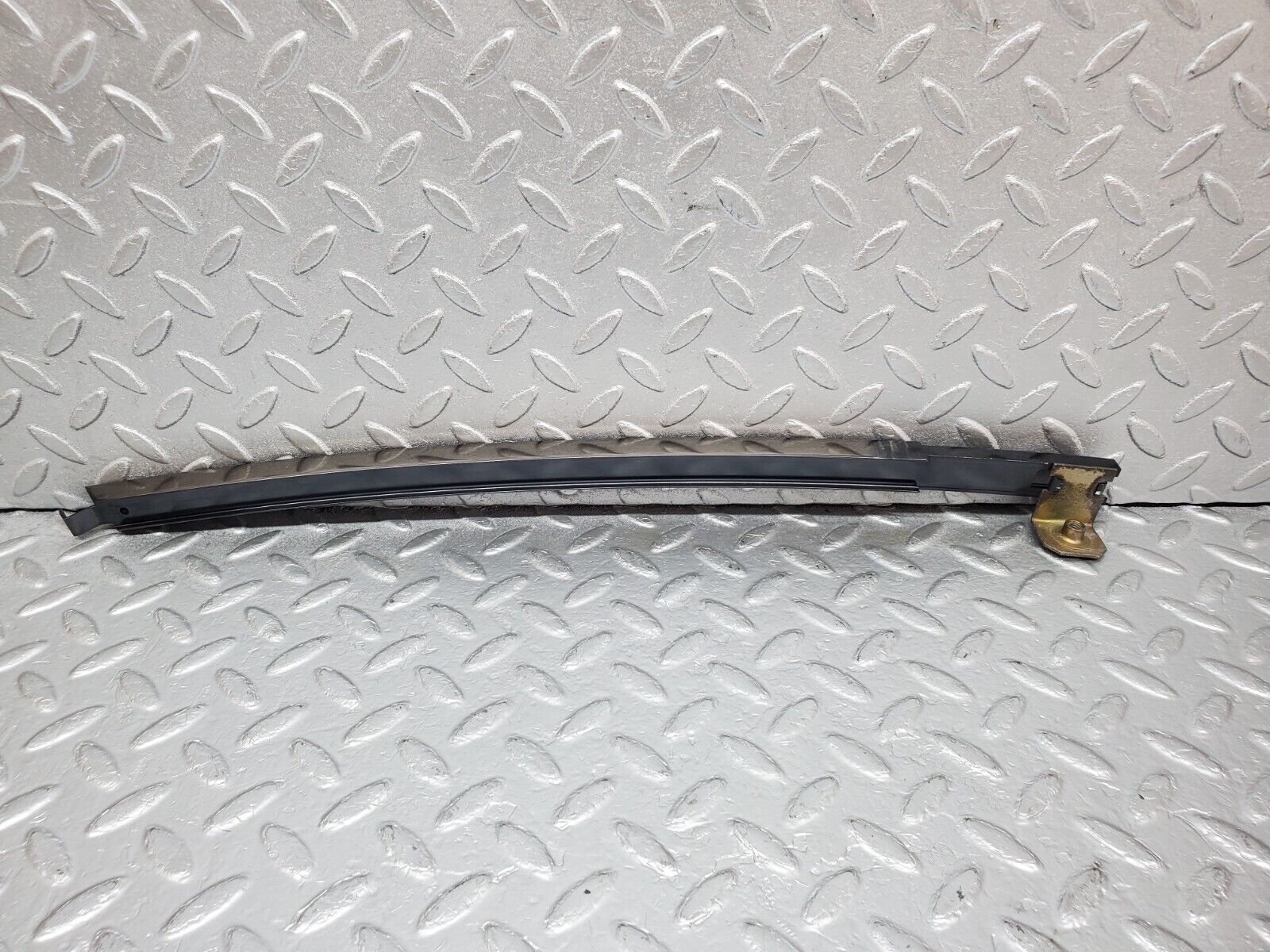 44846 Mercedes-Benz W124 220E Rear Right Window Channel